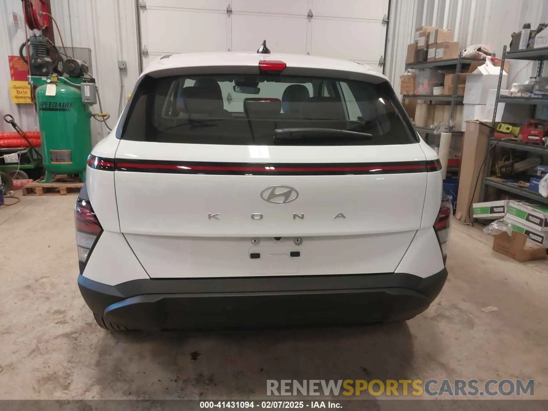 17 Photograph of a damaged car KM8HA3AB5RU121514 HYUNDAI KONA 2024