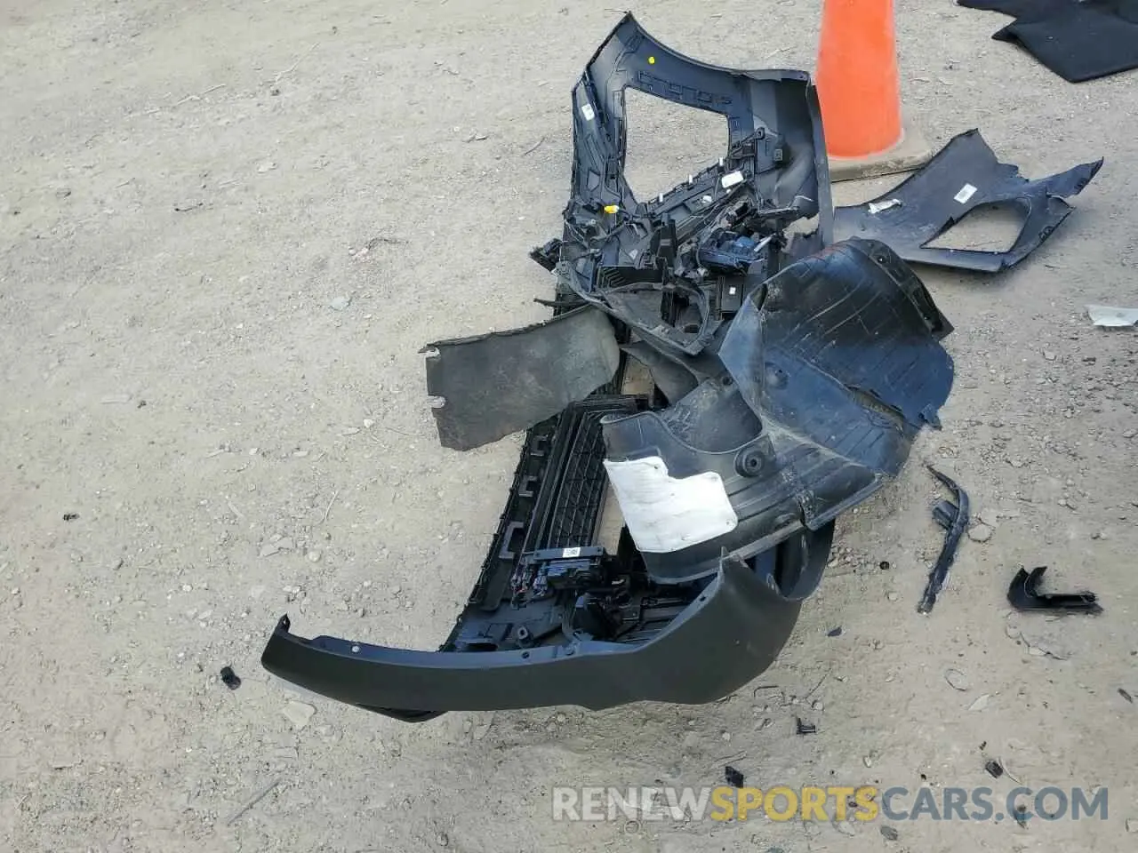 14 Photograph of a damaged car KM8HA3AB6RU040862 HYUNDAI KONA 2024