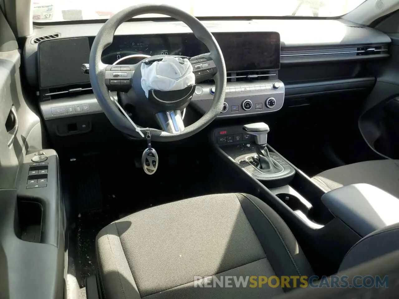 8 Photograph of a damaged car KM8HA3AB6RU040862 HYUNDAI KONA 2024