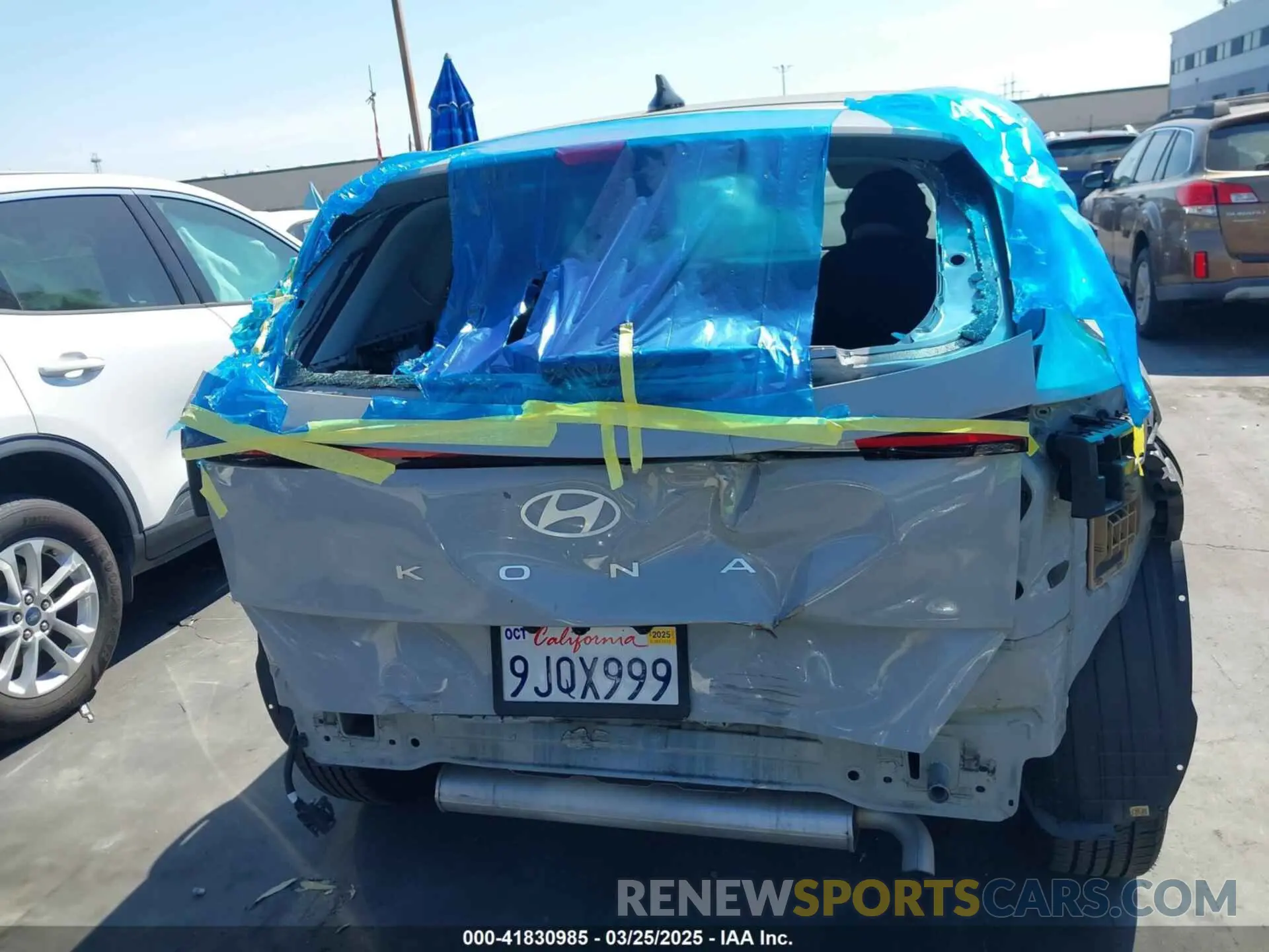 17 Photograph of a damaged car KM8HA3AB7RU041986 HYUNDAI KONA 2024