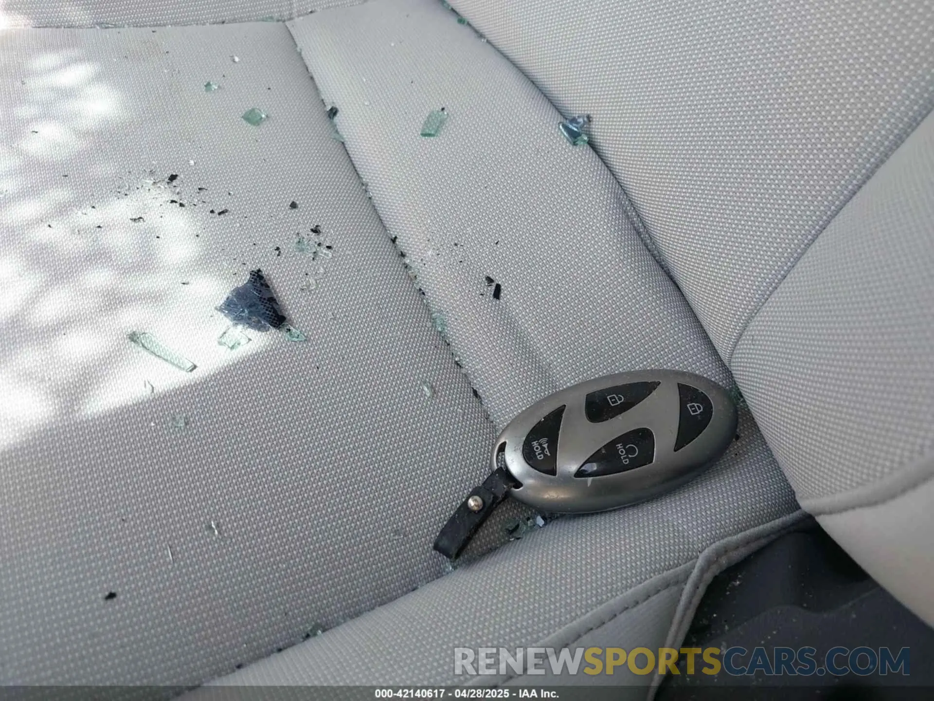 11 Photograph of a damaged car KM8HA3ABXRU069281 HYUNDAI KONA 2024