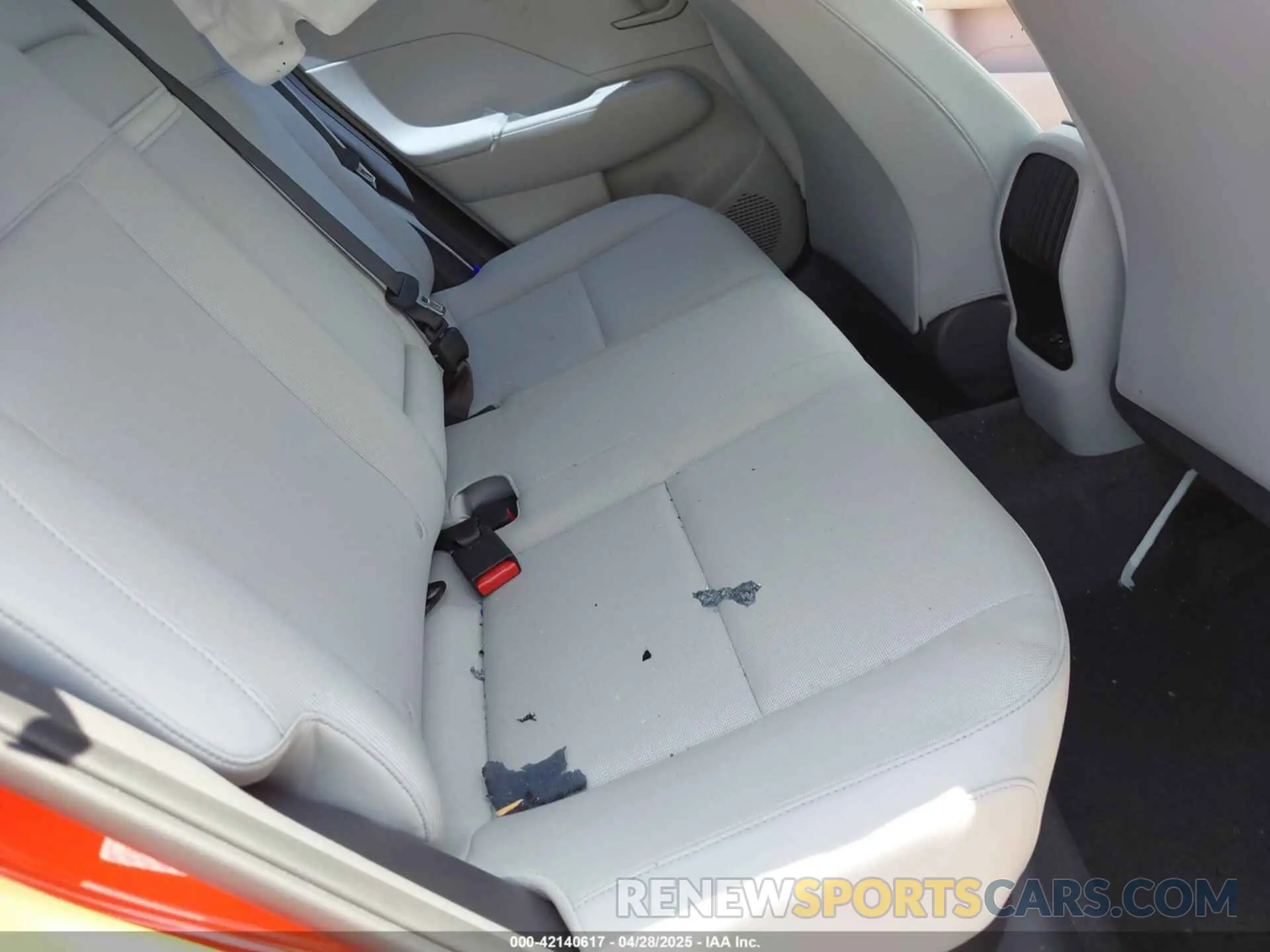 8 Photograph of a damaged car KM8HA3ABXRU069281 HYUNDAI KONA 2024