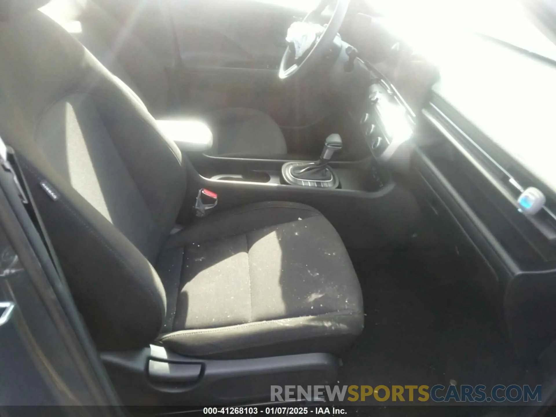 5 Photograph of a damaged car KM8HACAB0RU164576 HYUNDAI KONA 2024