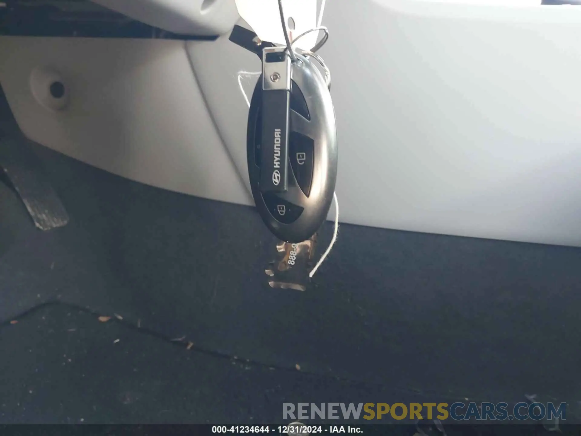 11 Photograph of a damaged car KM8HACAB3RU119938 HYUNDAI KONA 2024