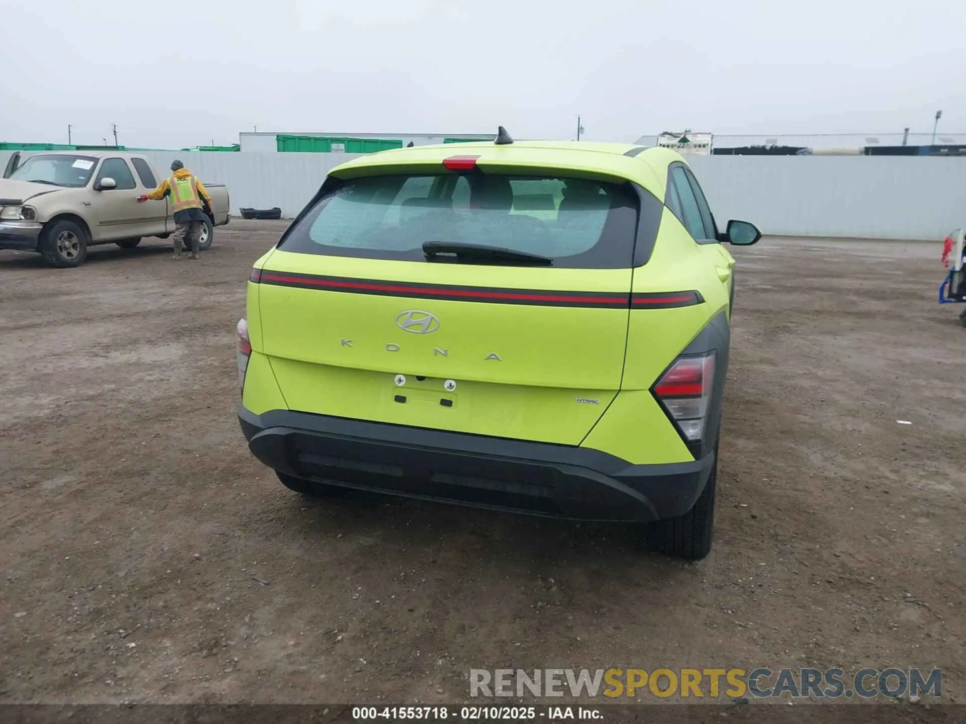 17 Photograph of a damaged car KM8HACAB4RU149143 HYUNDAI KONA 2024
