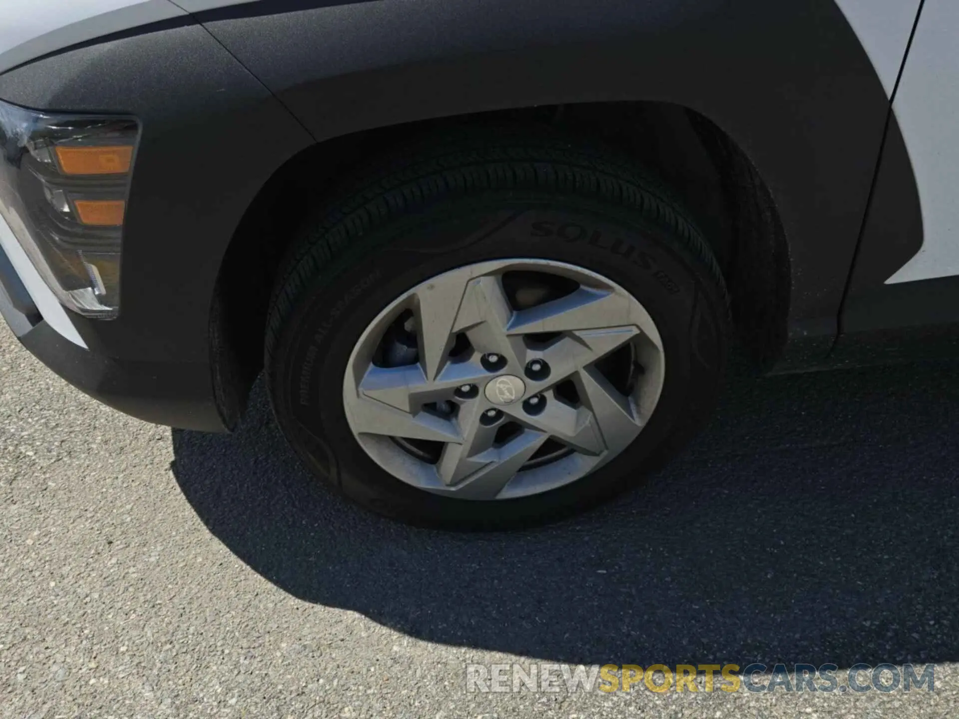 17 Photograph of a damaged car KM8HACAB8RU146312 HYUNDAI KONA 2024