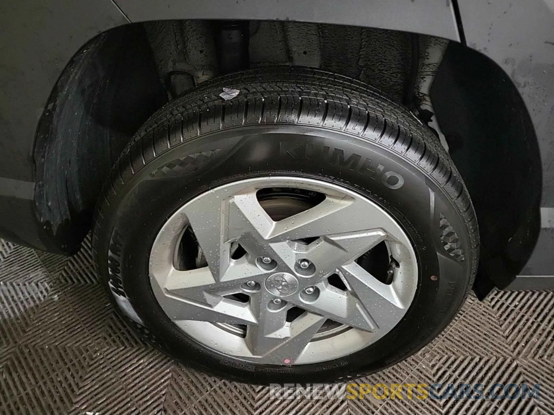 34 Photograph of a damaged car KM8HACAB8RU146312 HYUNDAI KONA 2024