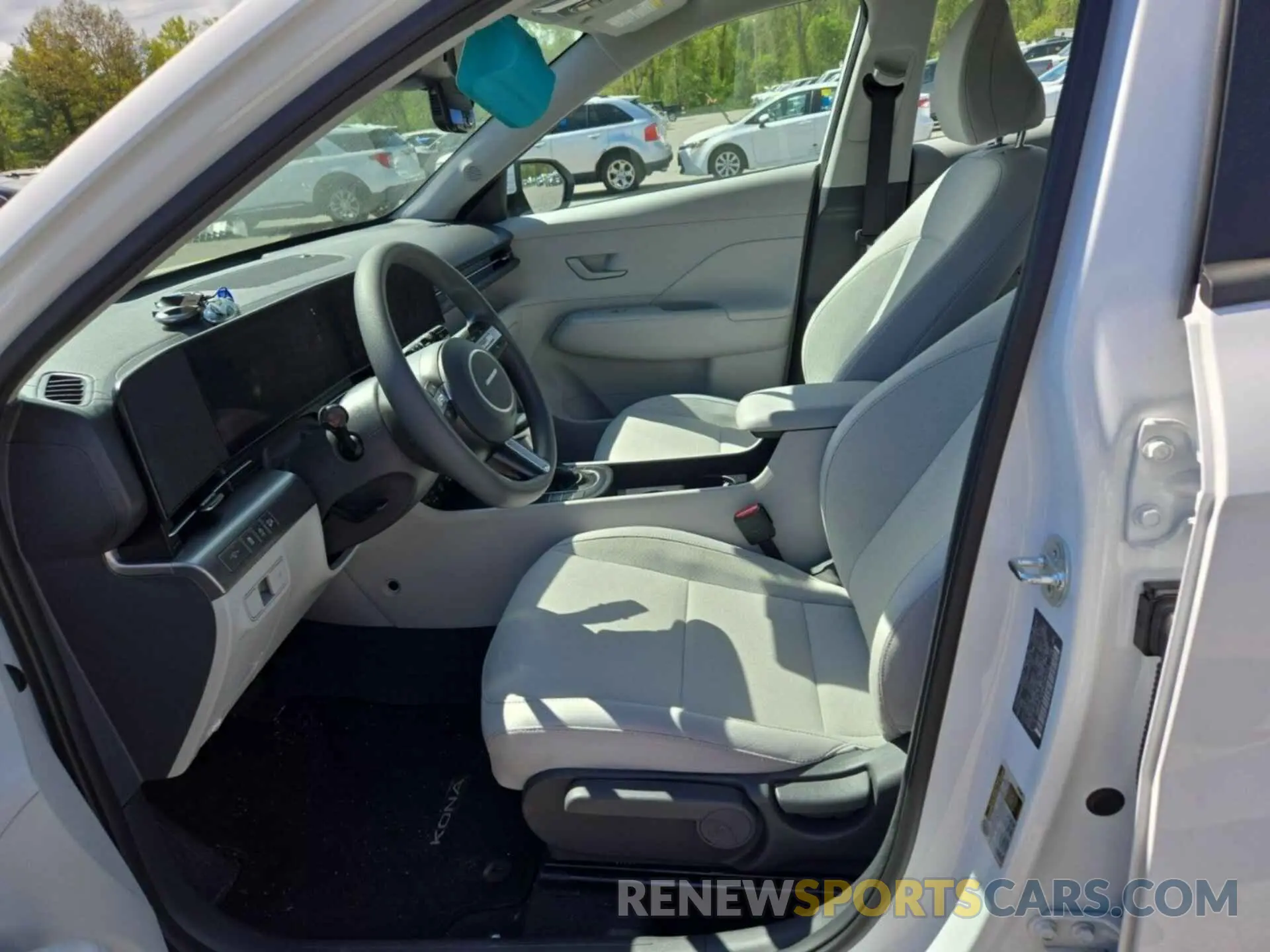 7 Photograph of a damaged car KM8HACAB8RU146312 HYUNDAI KONA 2024