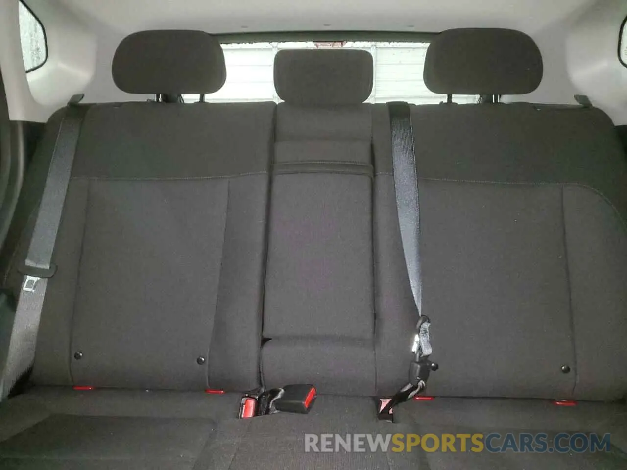 10 Photograph of a damaged car KM8HB3AB0RU172299 HYUNDAI KONA 2024