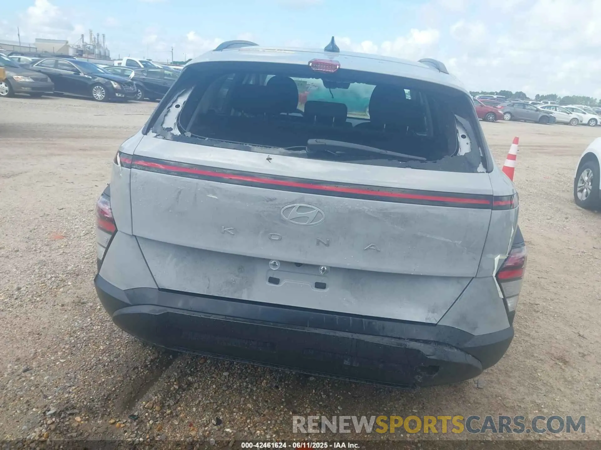 16 Photograph of a damaged car KM8HB3AB3RU168294 HYUNDAI KONA 2024