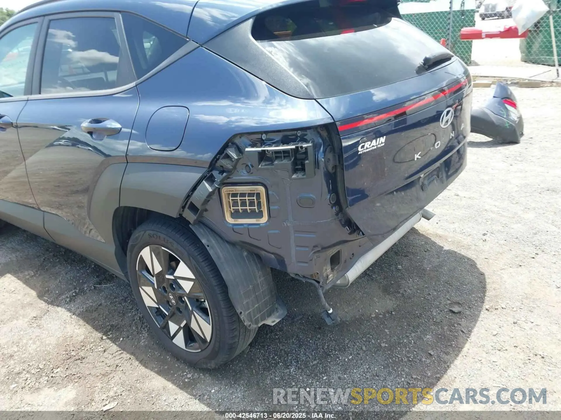19 Photograph of a damaged car KM8HB3AB4RU084792 HYUNDAI KONA 2024