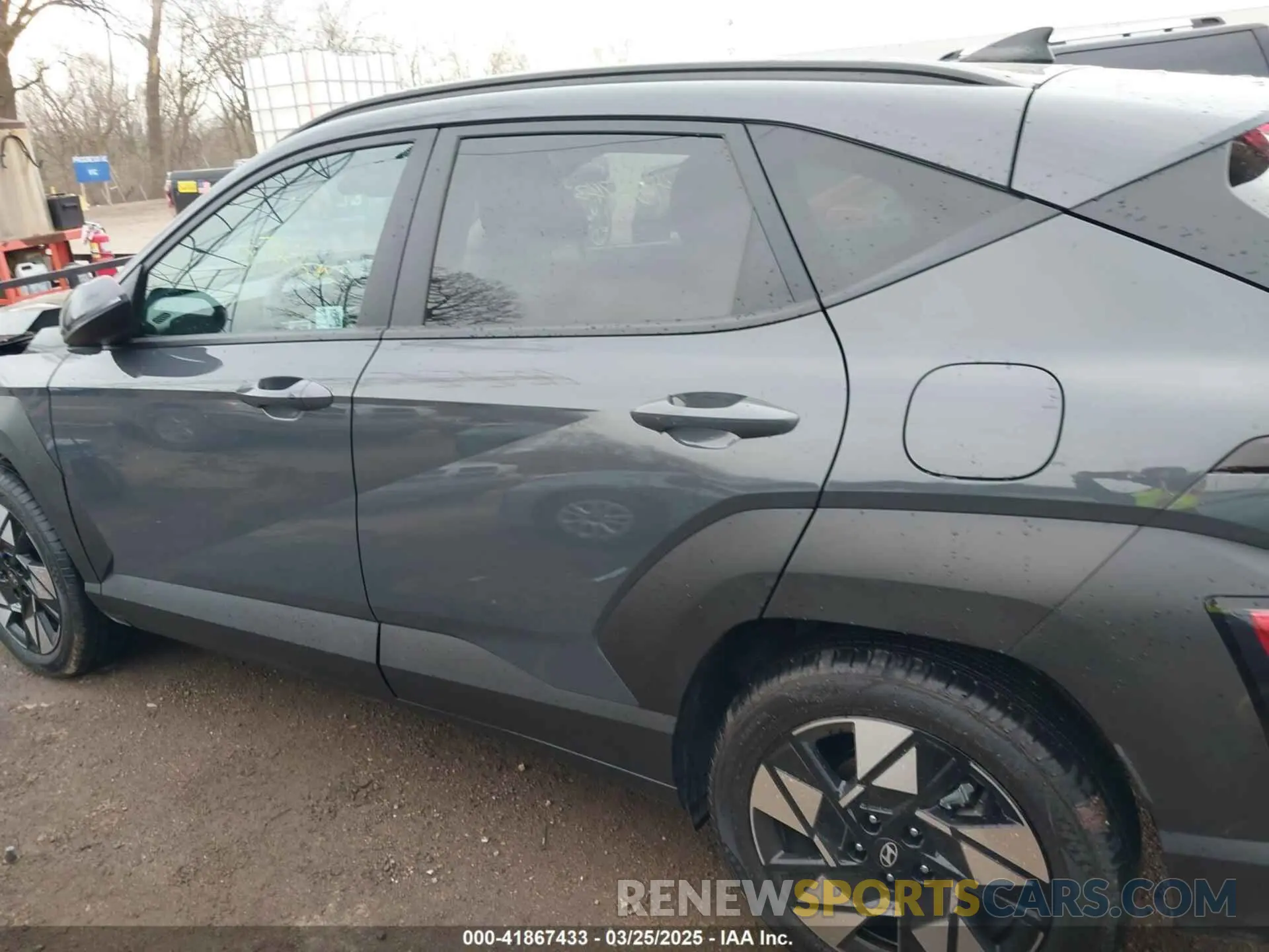 15 Photograph of a damaged car KM8HB3AB5RU135264 HYUNDAI KONA 2024
