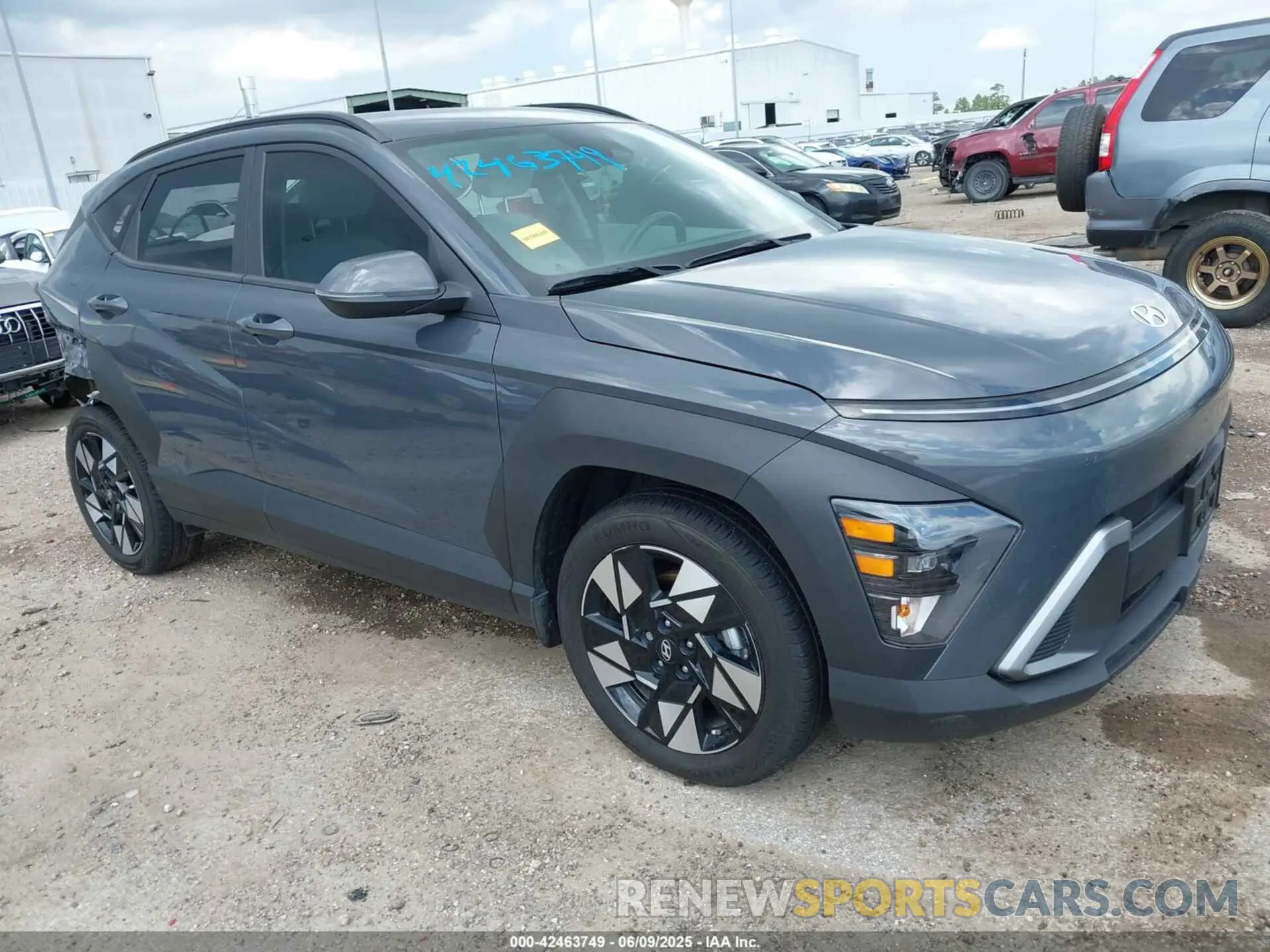 1 Photograph of a damaged car KM8HB3AB7RU054136 HYUNDAI KONA 2024