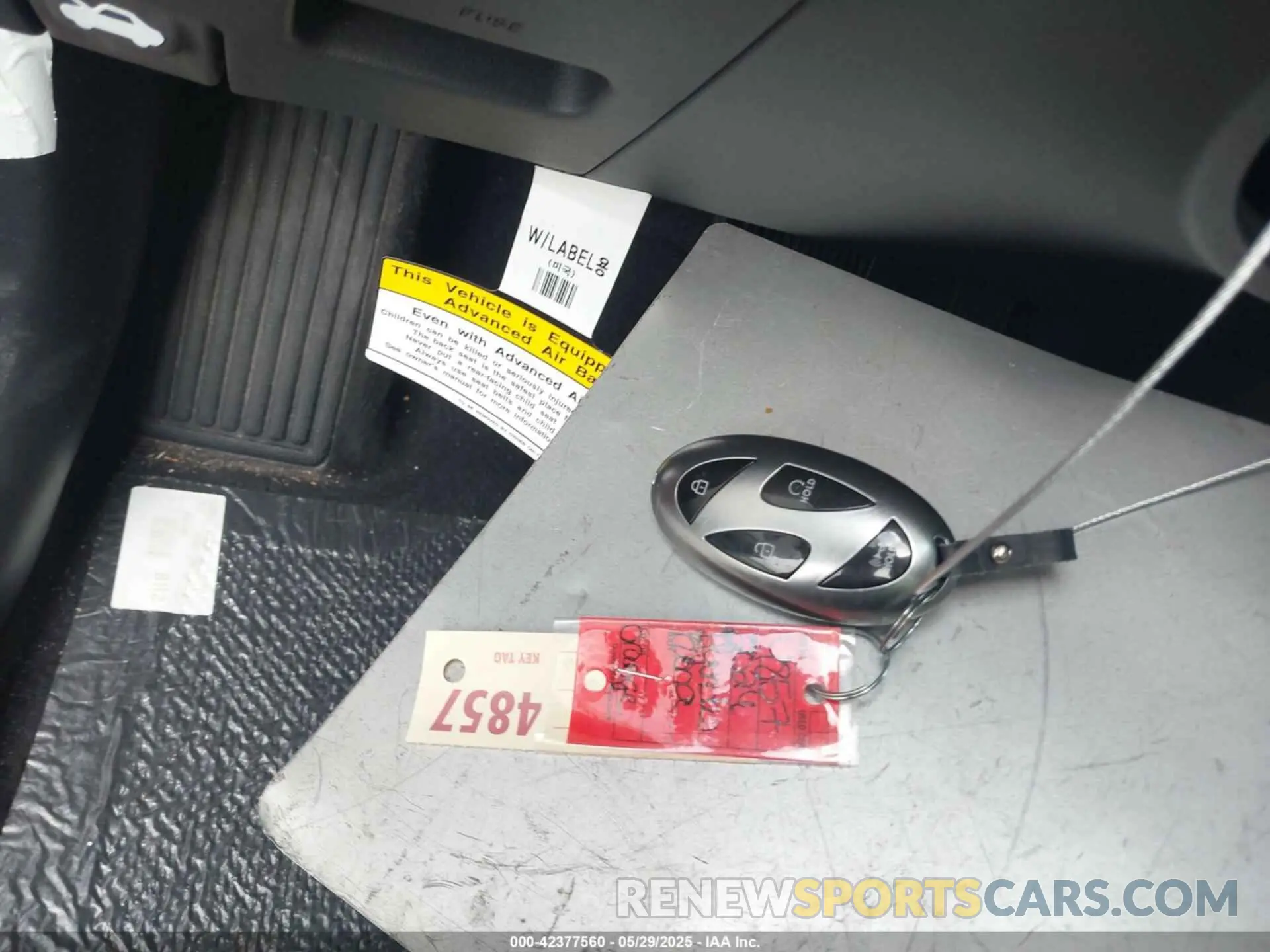 11 Photograph of a damaged car KM8HB3AB7RU102024 HYUNDAI KONA 2024