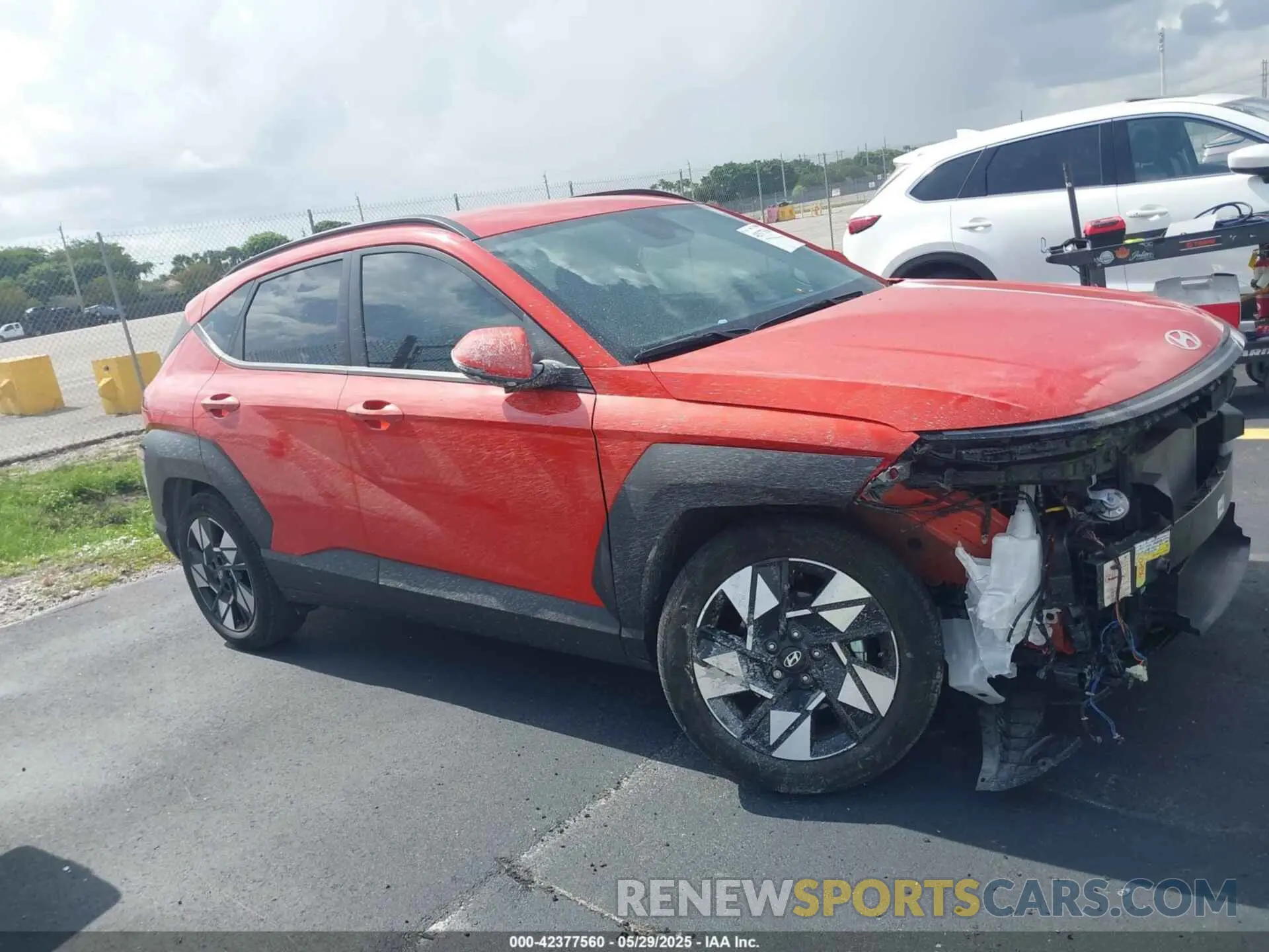 13 Photograph of a damaged car KM8HB3AB7RU102024 HYUNDAI KONA 2024