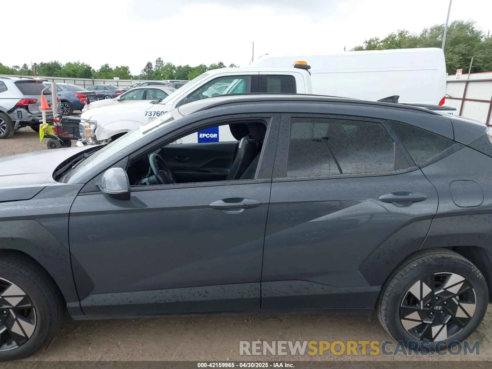 15 Photograph of a damaged car KM8HB3AB7RU123570 HYUNDAI KONA 2024