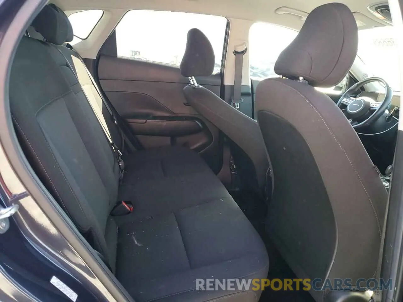 11 Photograph of a damaged car KM8HB3AB7RU131331 HYUNDAI KONA 2024