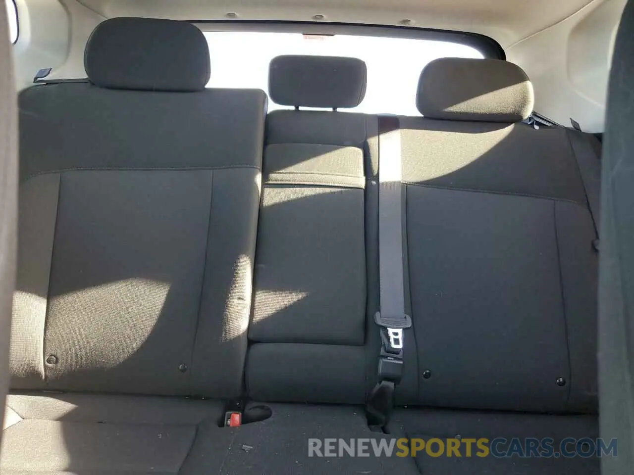 10 Photograph of a damaged car KM8HB3AB9RU069253 HYUNDAI KONA 2024