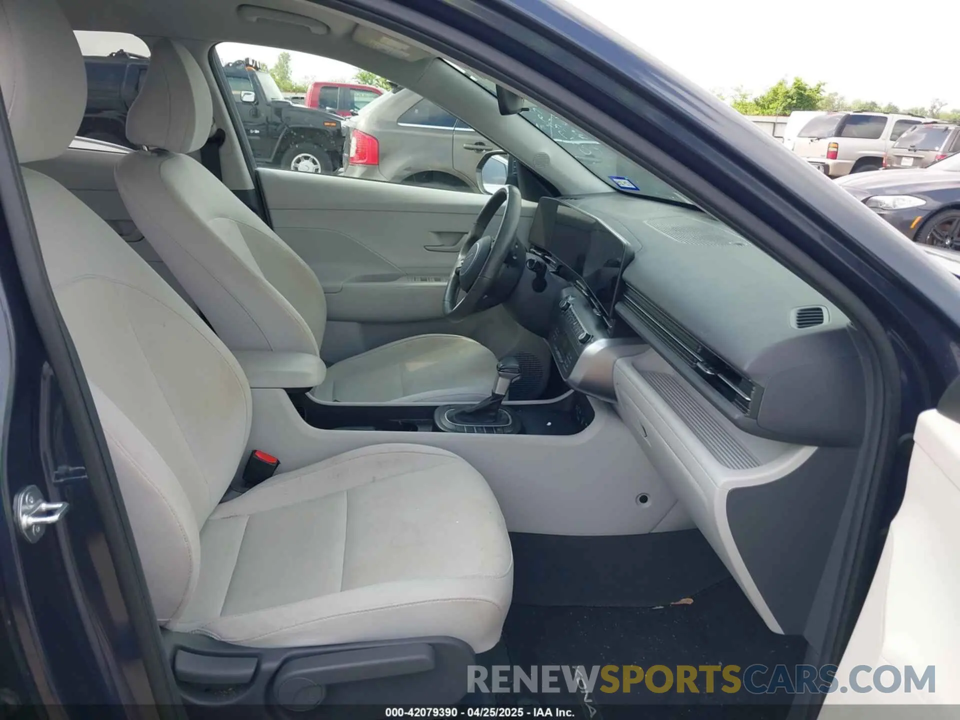 5 Photograph of a damaged car KM8HB3AB9RU086862 HYUNDAI KONA 2024