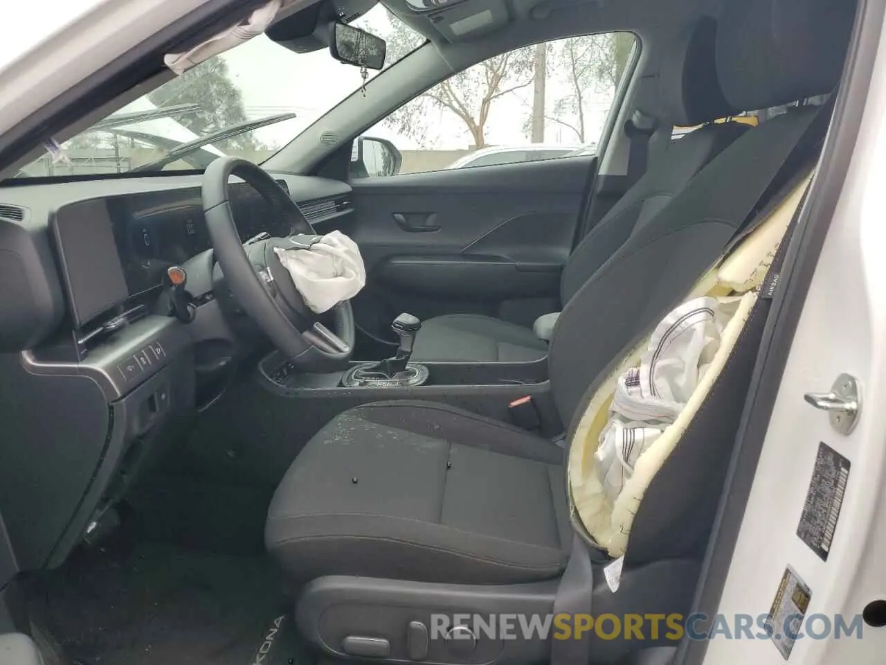 7 Photograph of a damaged car KM8HB3AB9RU097084 HYUNDAI KONA 2024