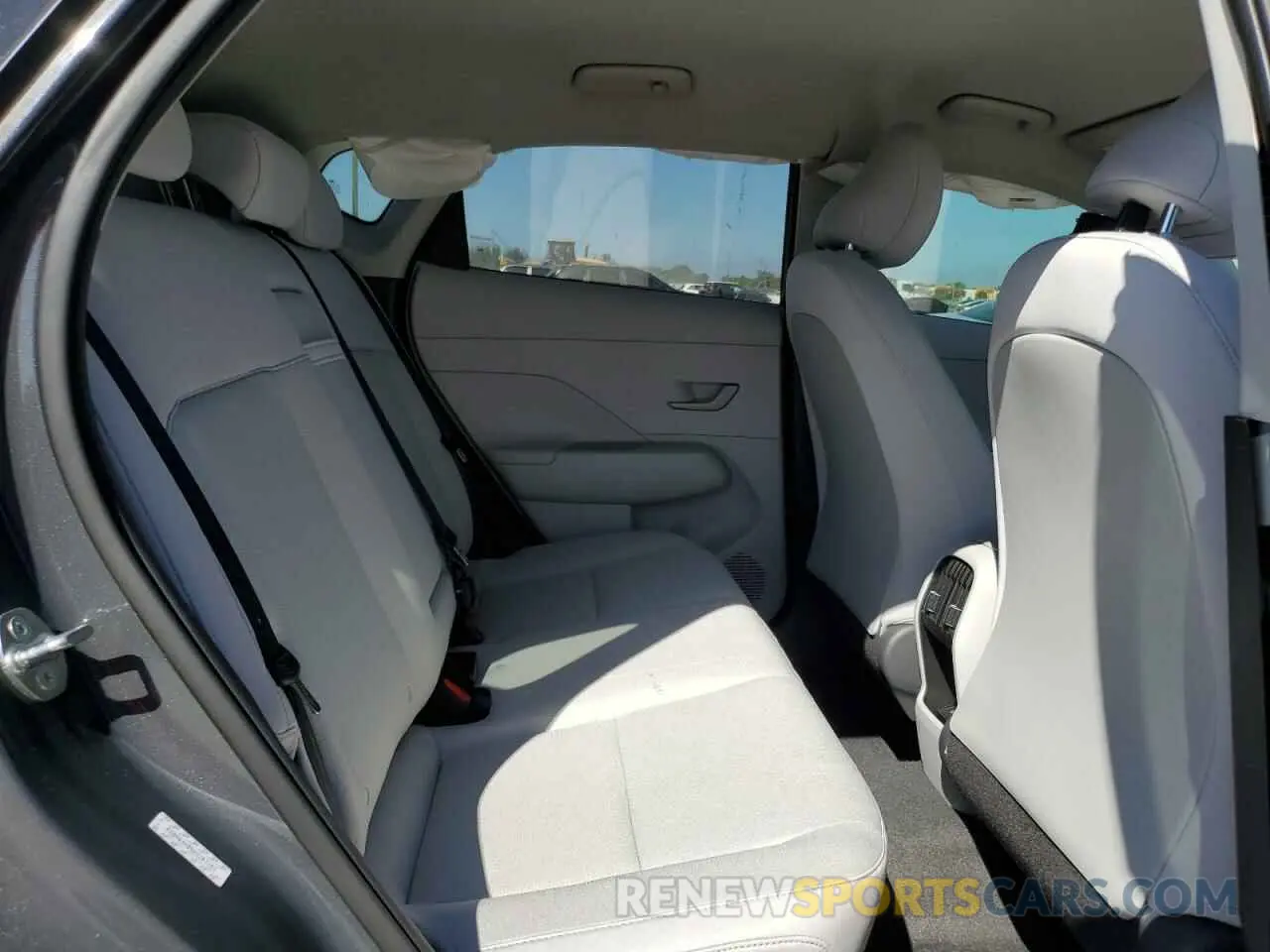 11 Photograph of a damaged car KM8HB3AB9RU101151 HYUNDAI KONA 2024