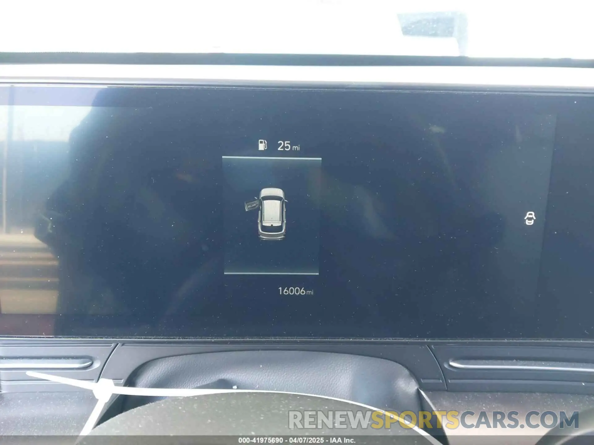 7 Photograph of a damaged car KM8HB3AB9RU117284 HYUNDAI KONA 2024