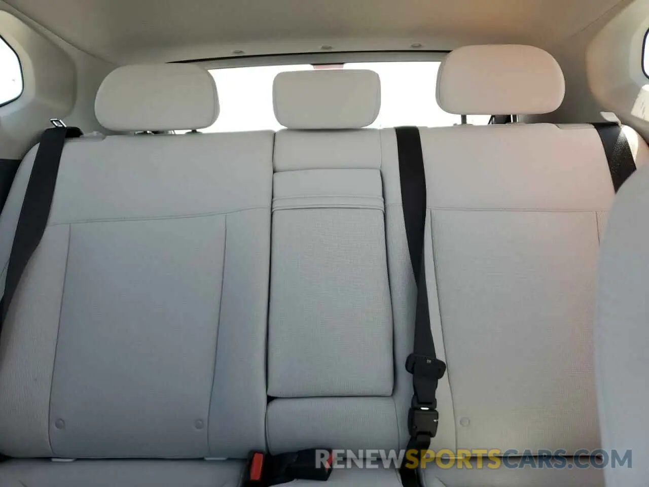 10 Photograph of a damaged car KM8HB3AB9RU166971 HYUNDAI KONA 2024
