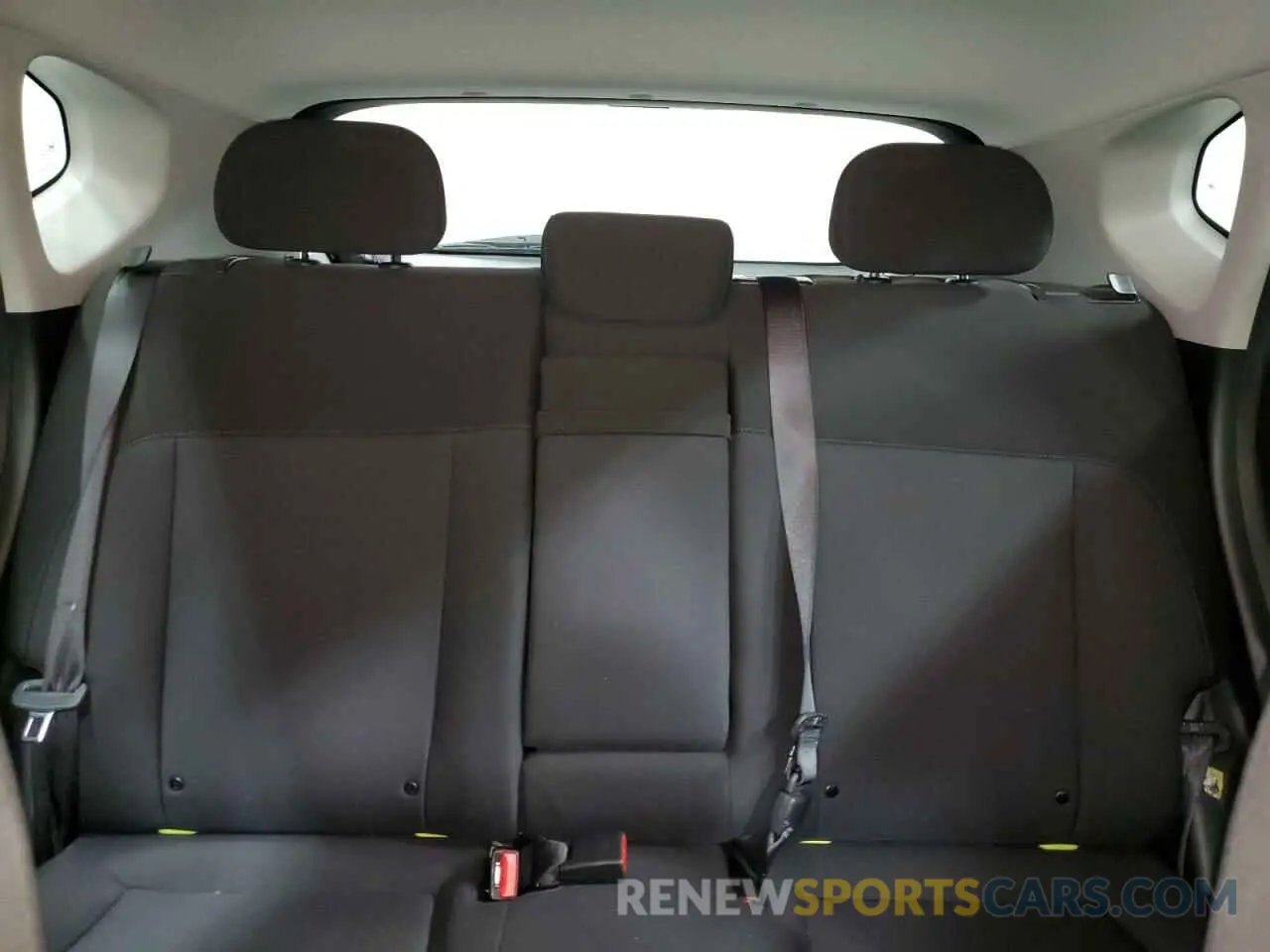 10 Photograph of a damaged car KM8HB3ABXRU118881 HYUNDAI KONA 2024