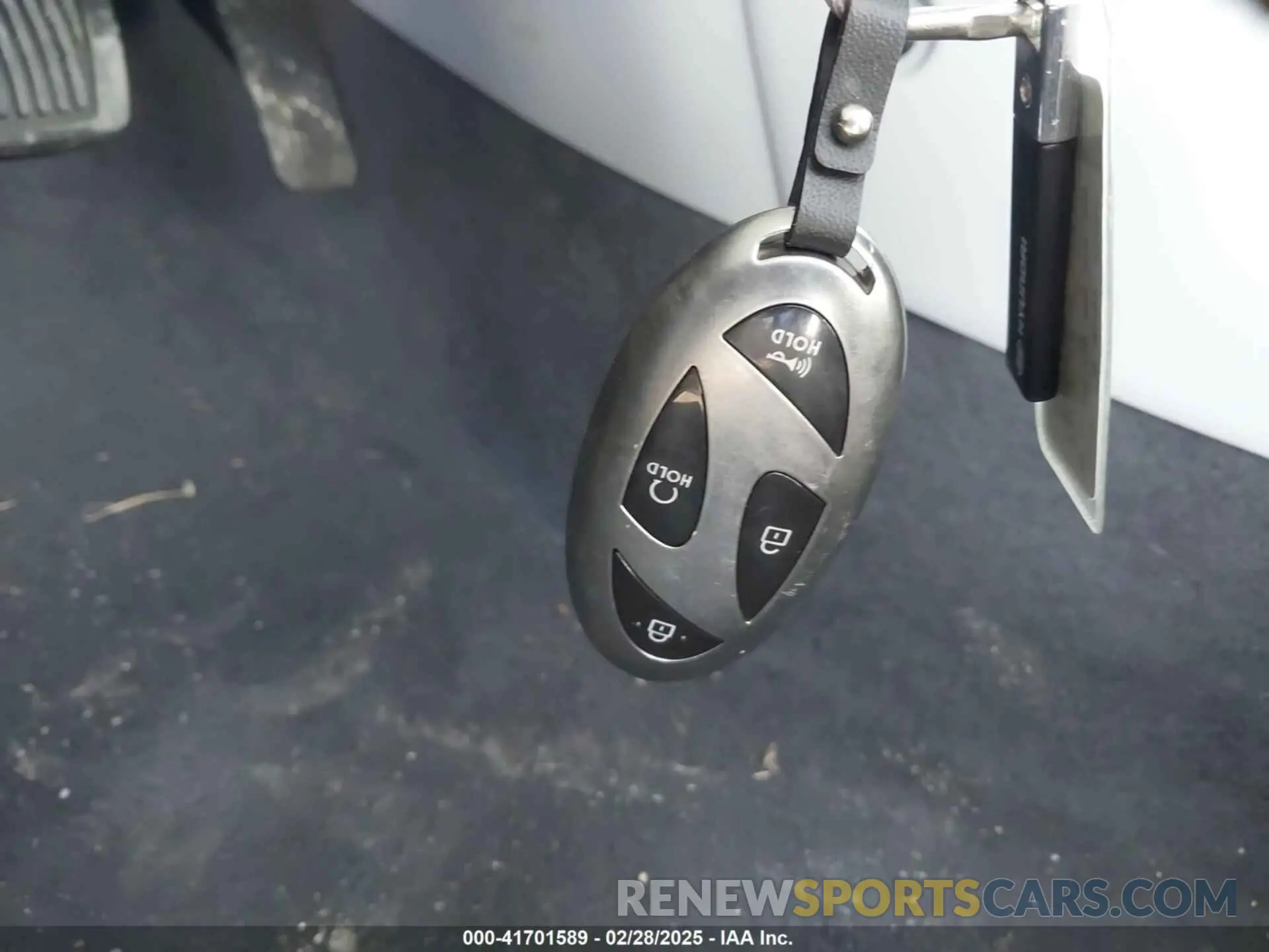 11 Photograph of a damaged car KM8HB3ABXRU184590 HYUNDAI KONA 2024