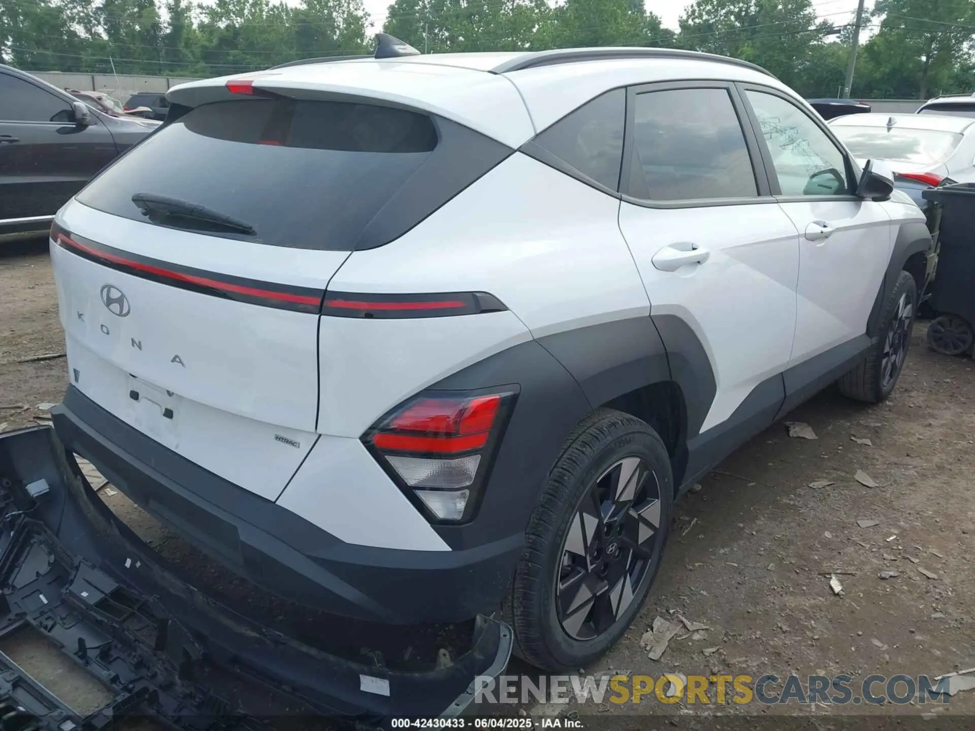 4 Photograph of a damaged car KM8HBCAB0RU057721 HYUNDAI KONA 2024
