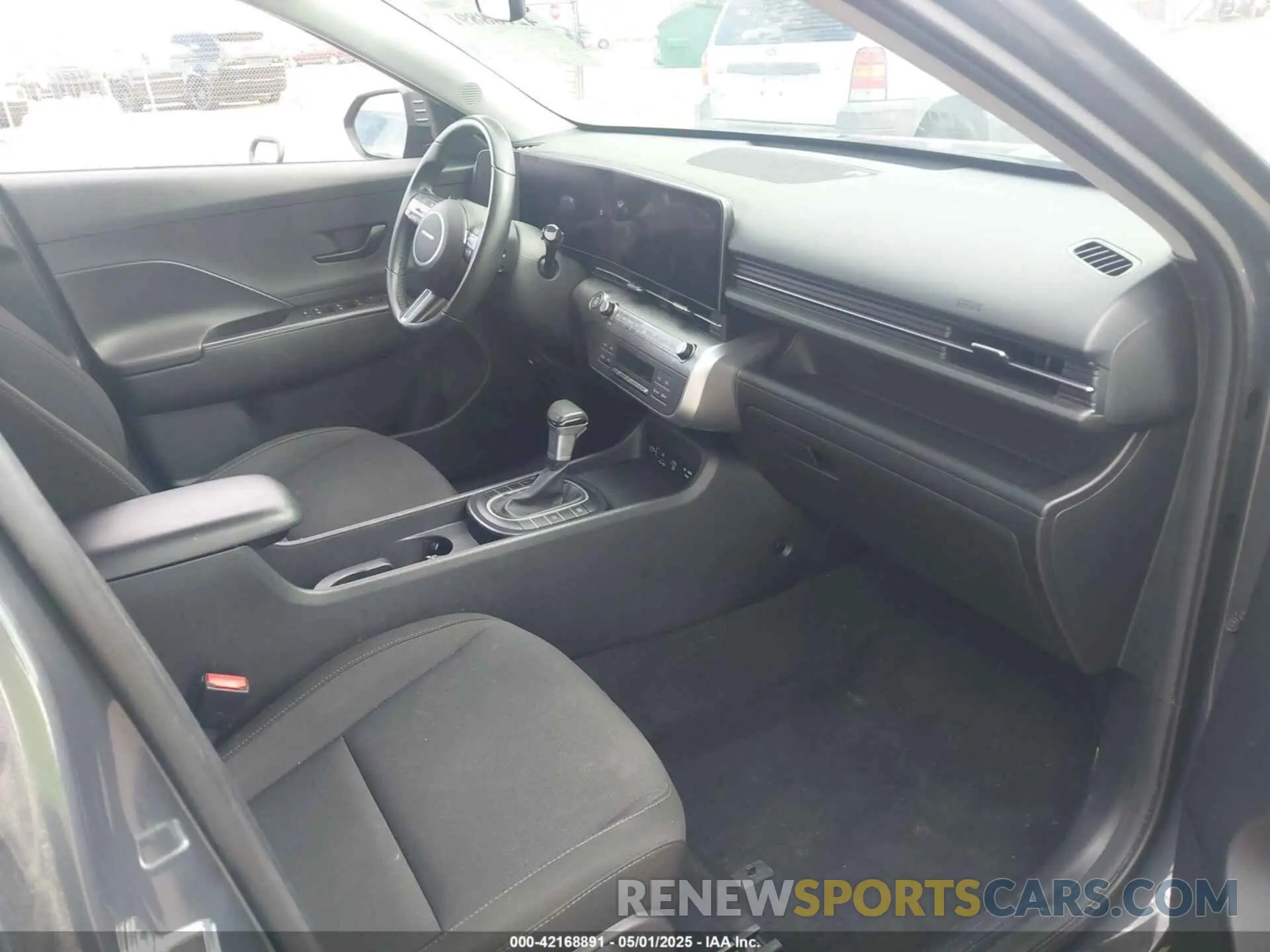 5 Photograph of a damaged car KM8HBCAB2RU118633 HYUNDAI KONA 2024