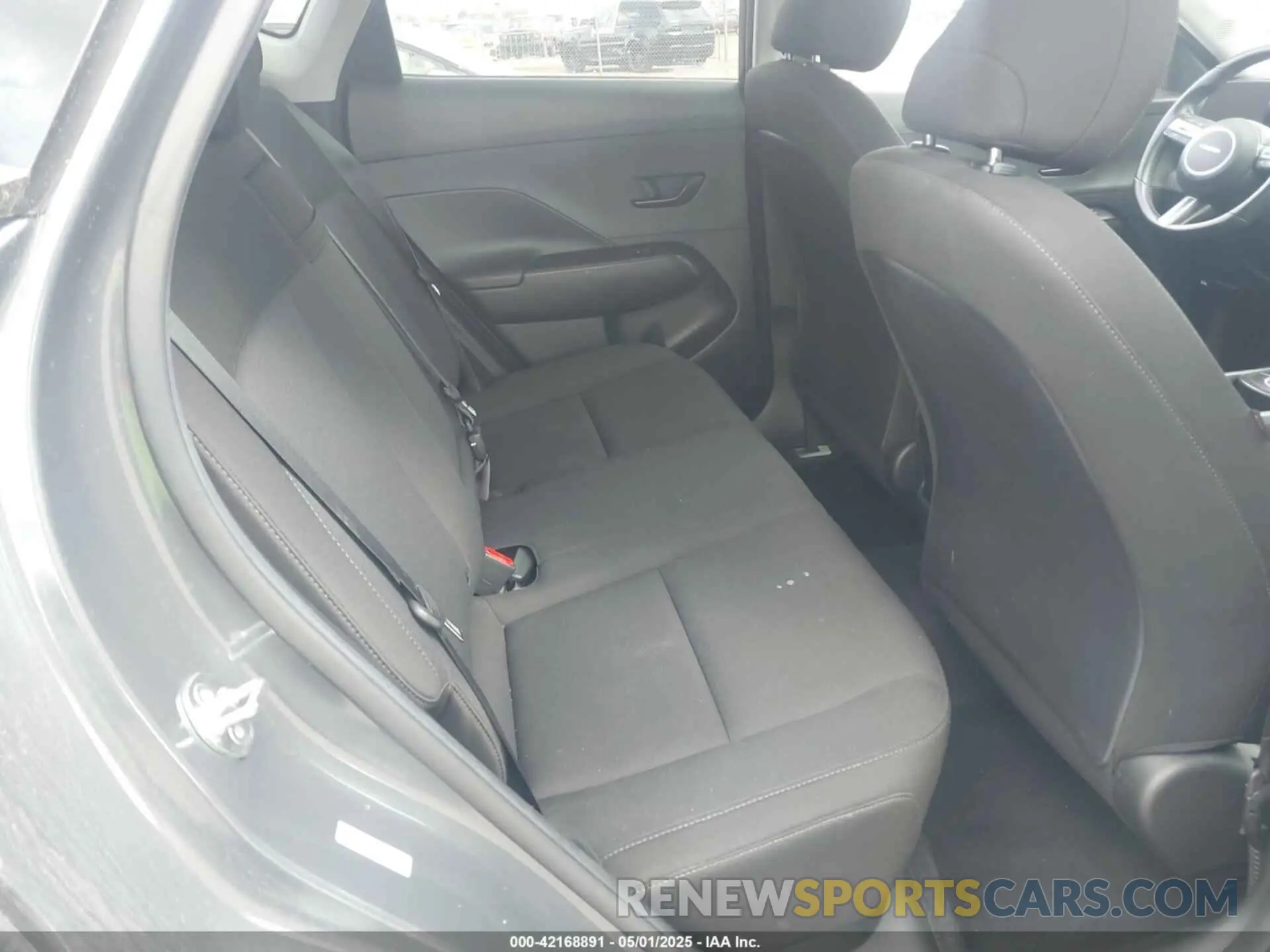 8 Photograph of a damaged car KM8HBCAB2RU118633 HYUNDAI KONA 2024