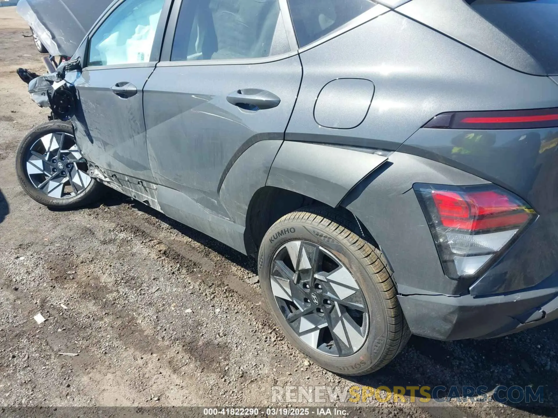 18 Photograph of a damaged car KM8HBCAB3RU074948 HYUNDAI KONA 2024