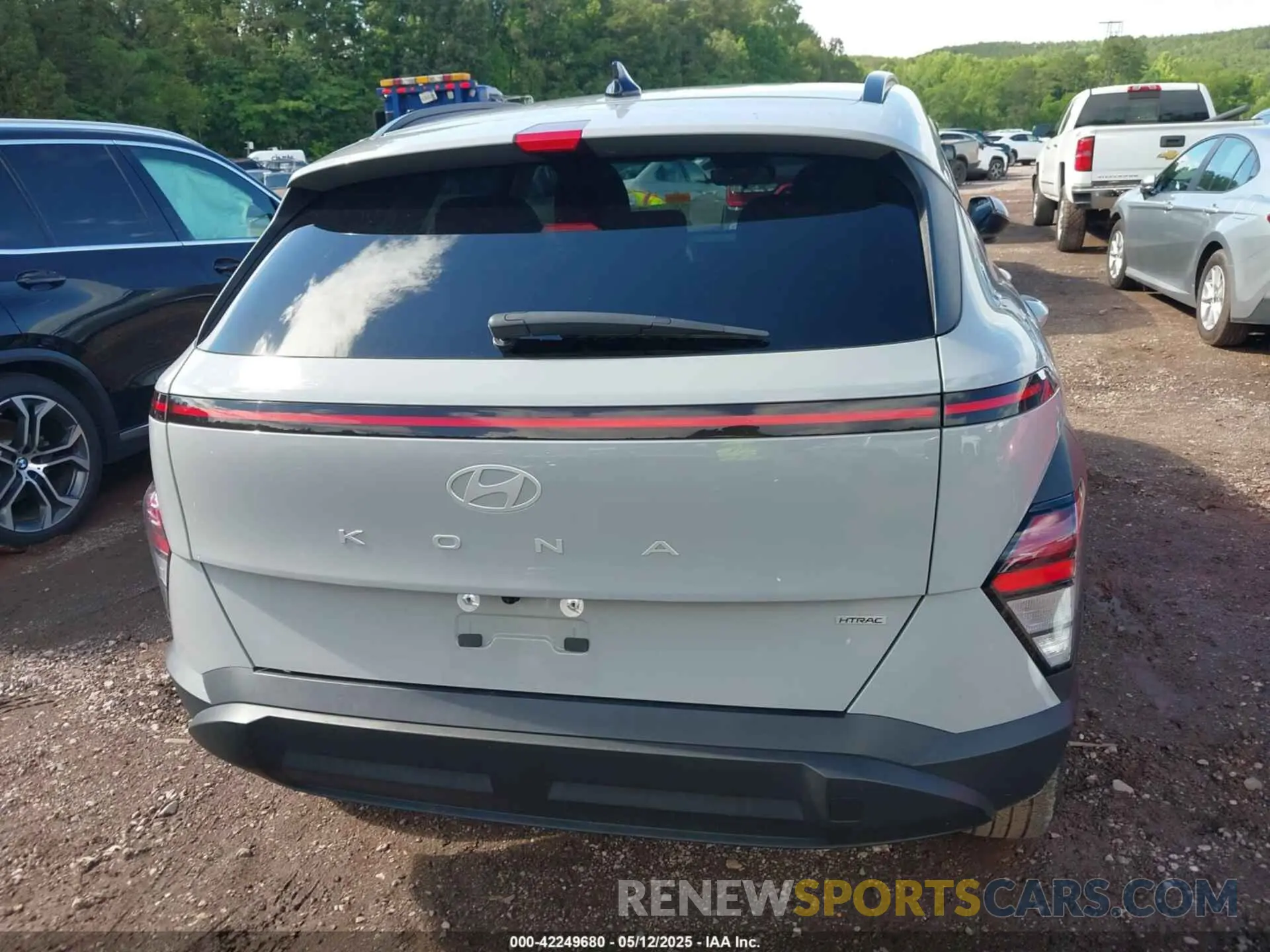 16 Photograph of a damaged car KM8HBCAB6RU105349 HYUNDAI KONA 2024