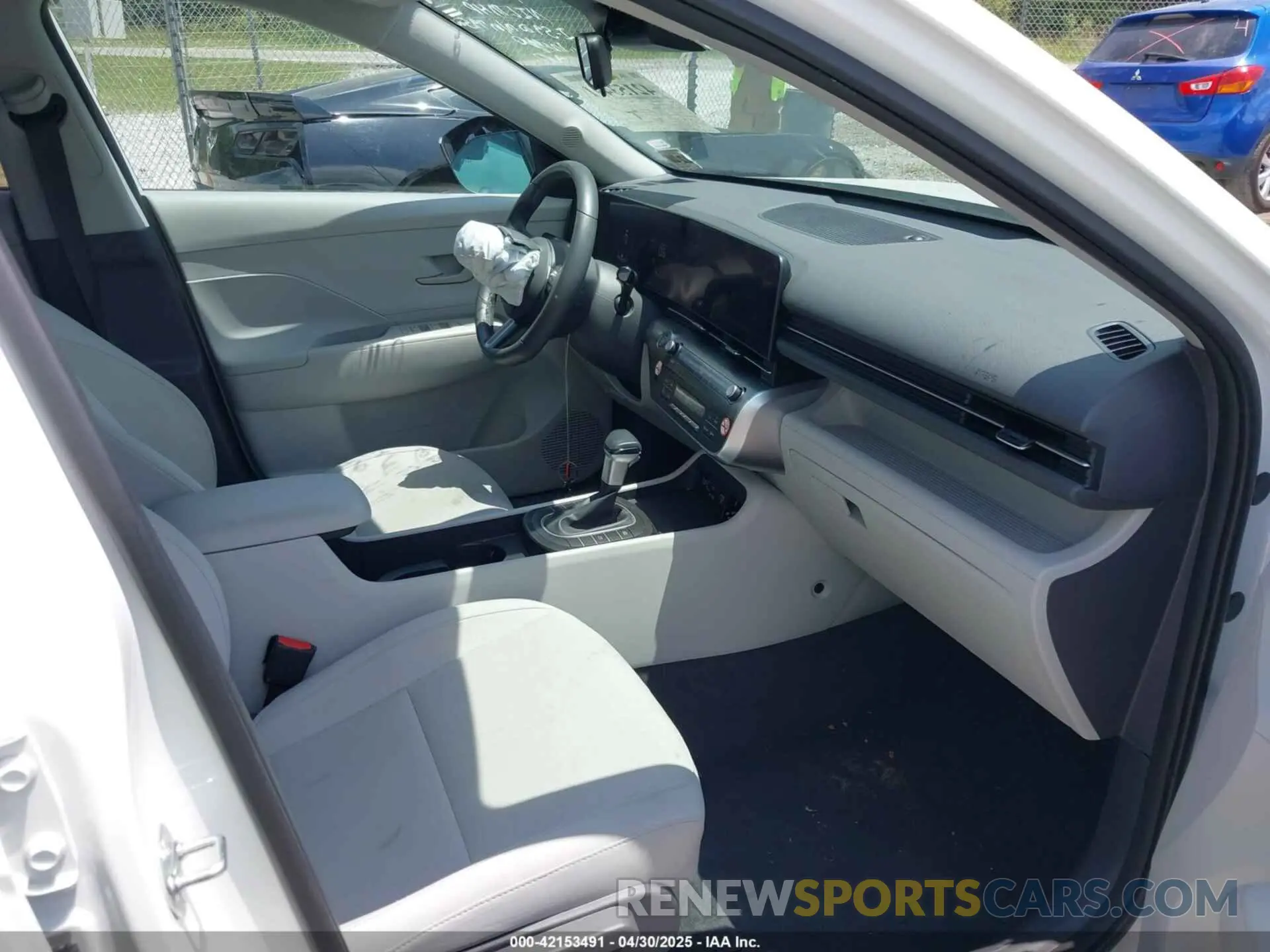 5 Photograph of a damaged car KM8HBCAB8RU074704 HYUNDAI KONA 2024