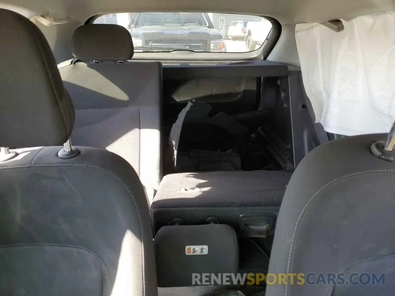 10 Photograph of a damaged car KM8HBCAB8RU122492 HYUNDAI KONA 2024