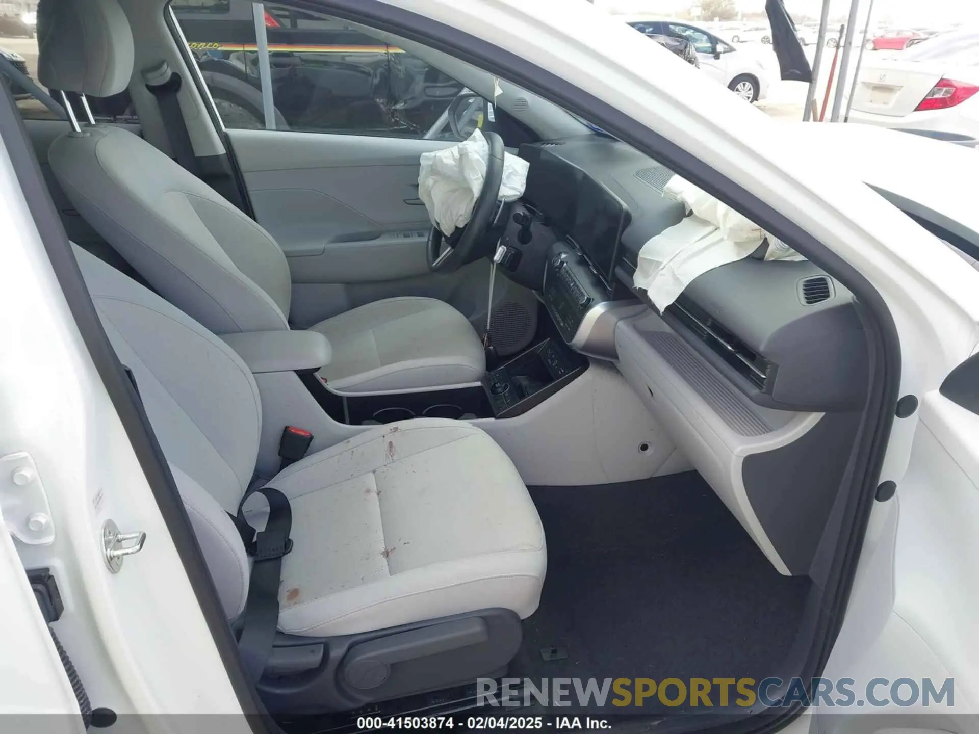 5 Photograph of a damaged car KM8HC3AB3RU045687 HYUNDAI KONA 2024