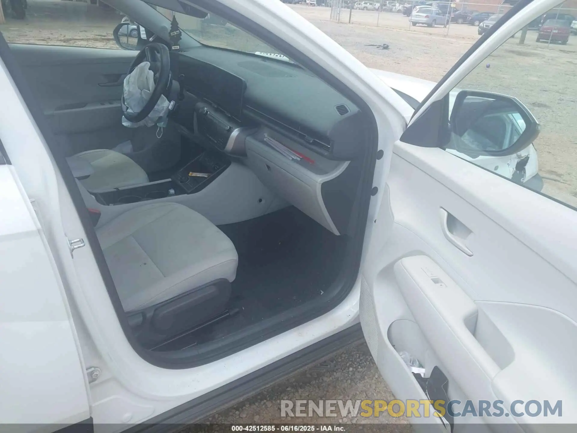 5 Photograph of a damaged car KM8HC3AB4RU054074 HYUNDAI KONA 2024