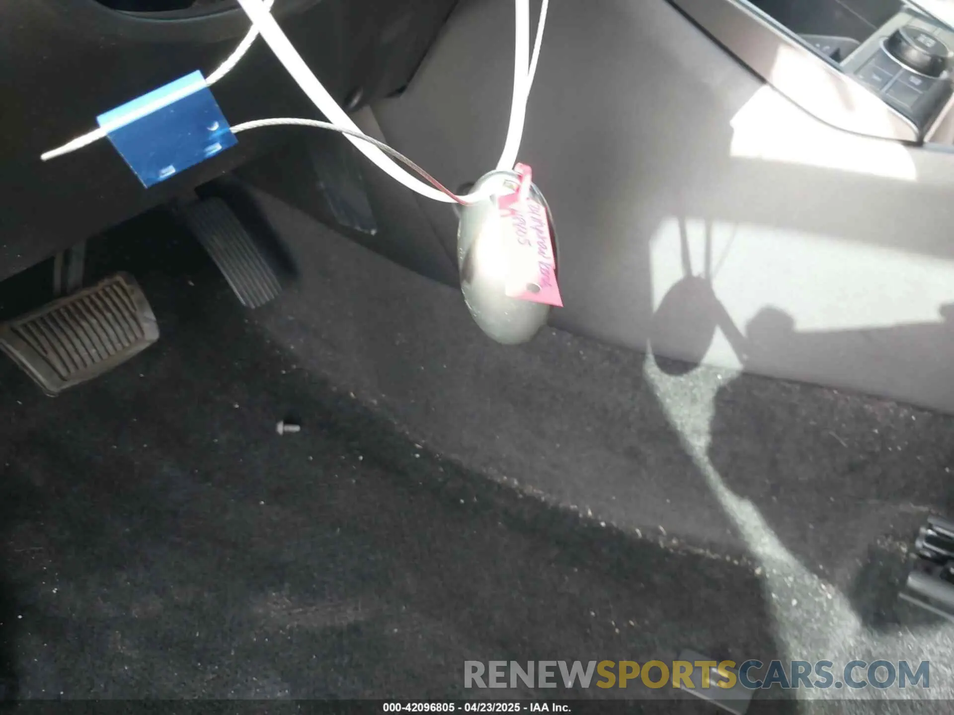 11 Photograph of a damaged car KM8HC3AB5RU040197 HYUNDAI KONA 2024