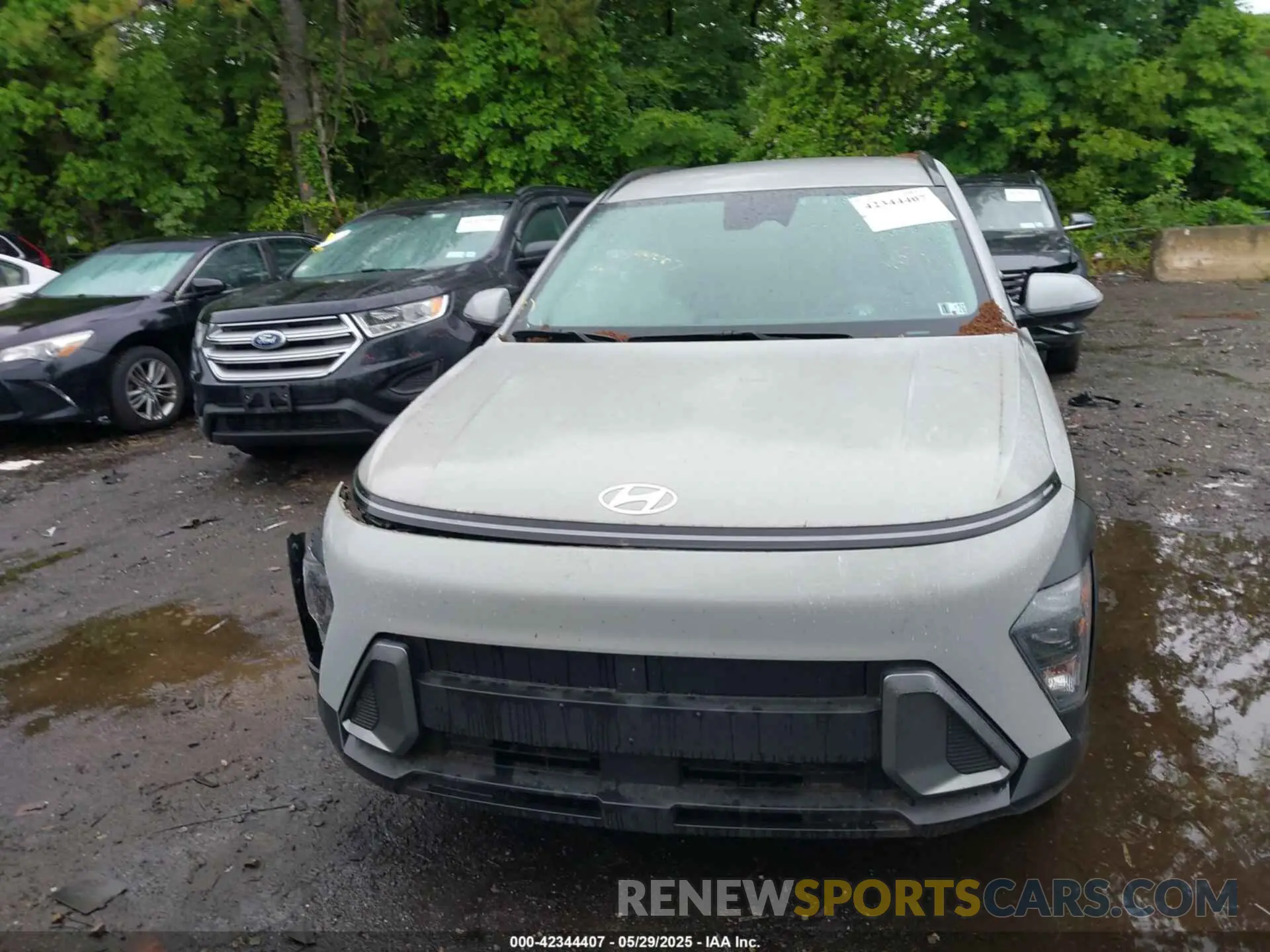 12 Photograph of a damaged car KM8HCCAB0RU083782 HYUNDAI KONA 2024