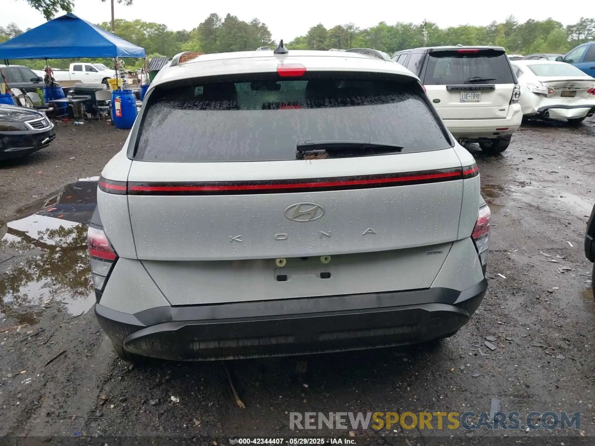16 Photograph of a damaged car KM8HCCAB0RU083782 HYUNDAI KONA 2024