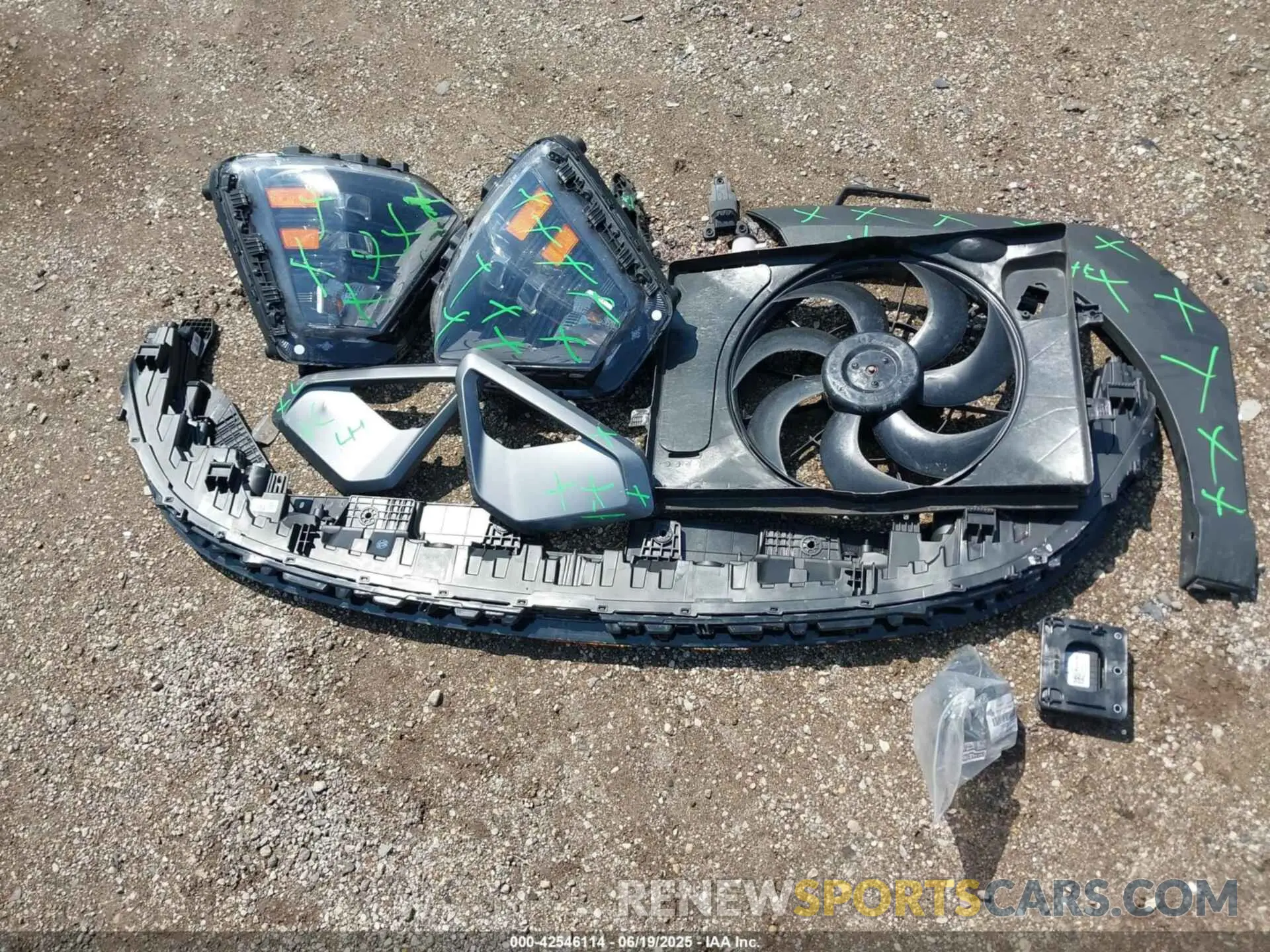 12 Photograph of a damaged car KM8HCCAB1RU060947 HYUNDAI KONA 2024
