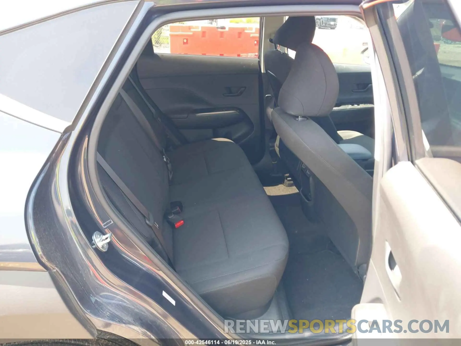 8 Photograph of a damaged car KM8HCCAB1RU060947 HYUNDAI KONA 2024