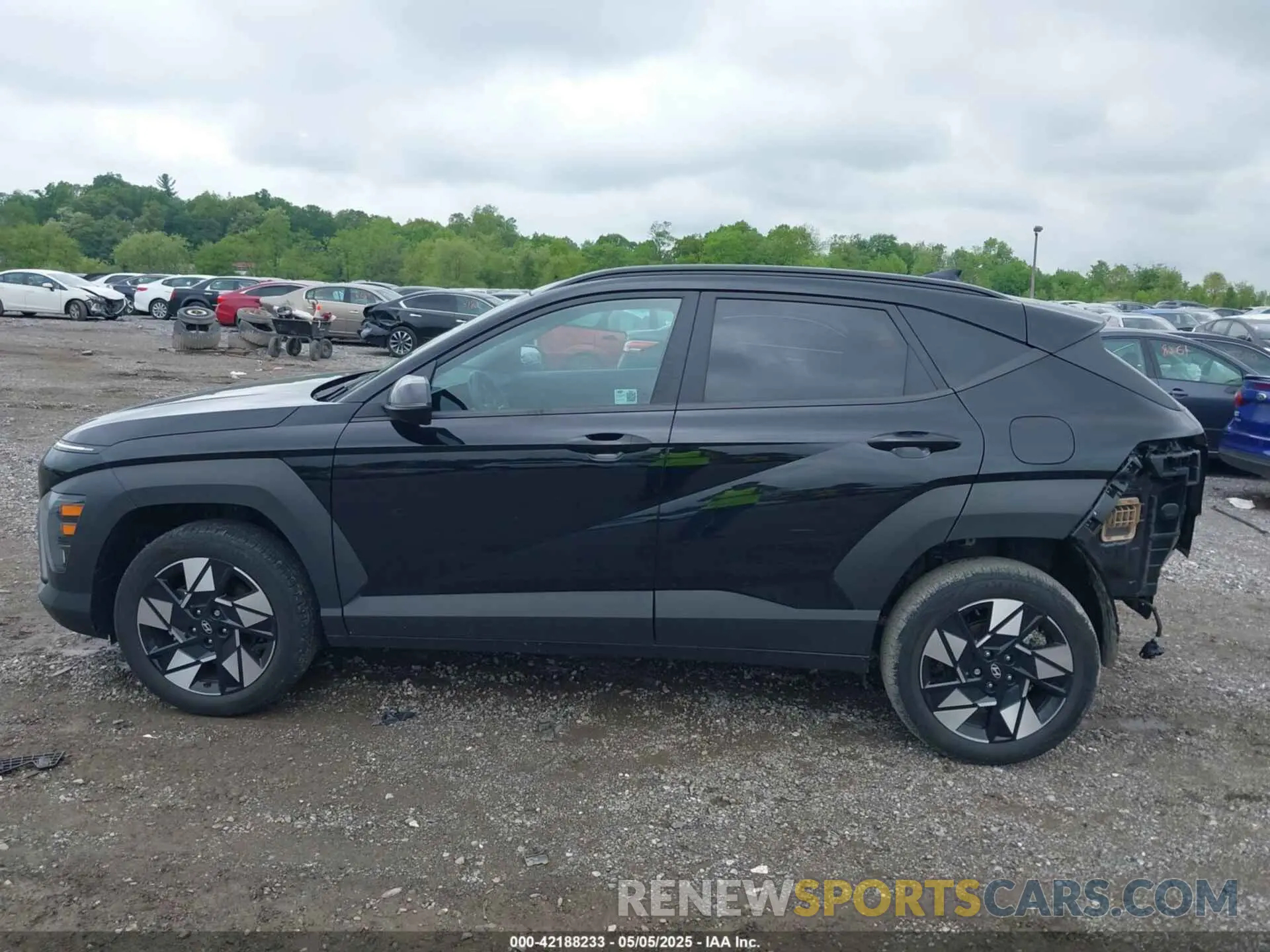 14 Photograph of a damaged car KM8HCCAB2RU075084 HYUNDAI KONA 2024