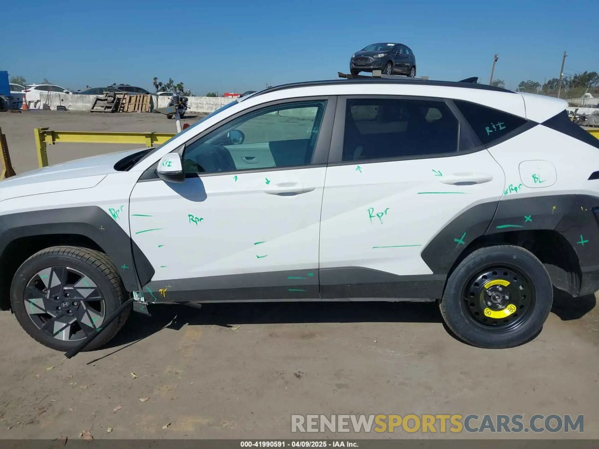 15 Photograph of a damaged car KM8HCCAB9RU070268 HYUNDAI KONA 2024