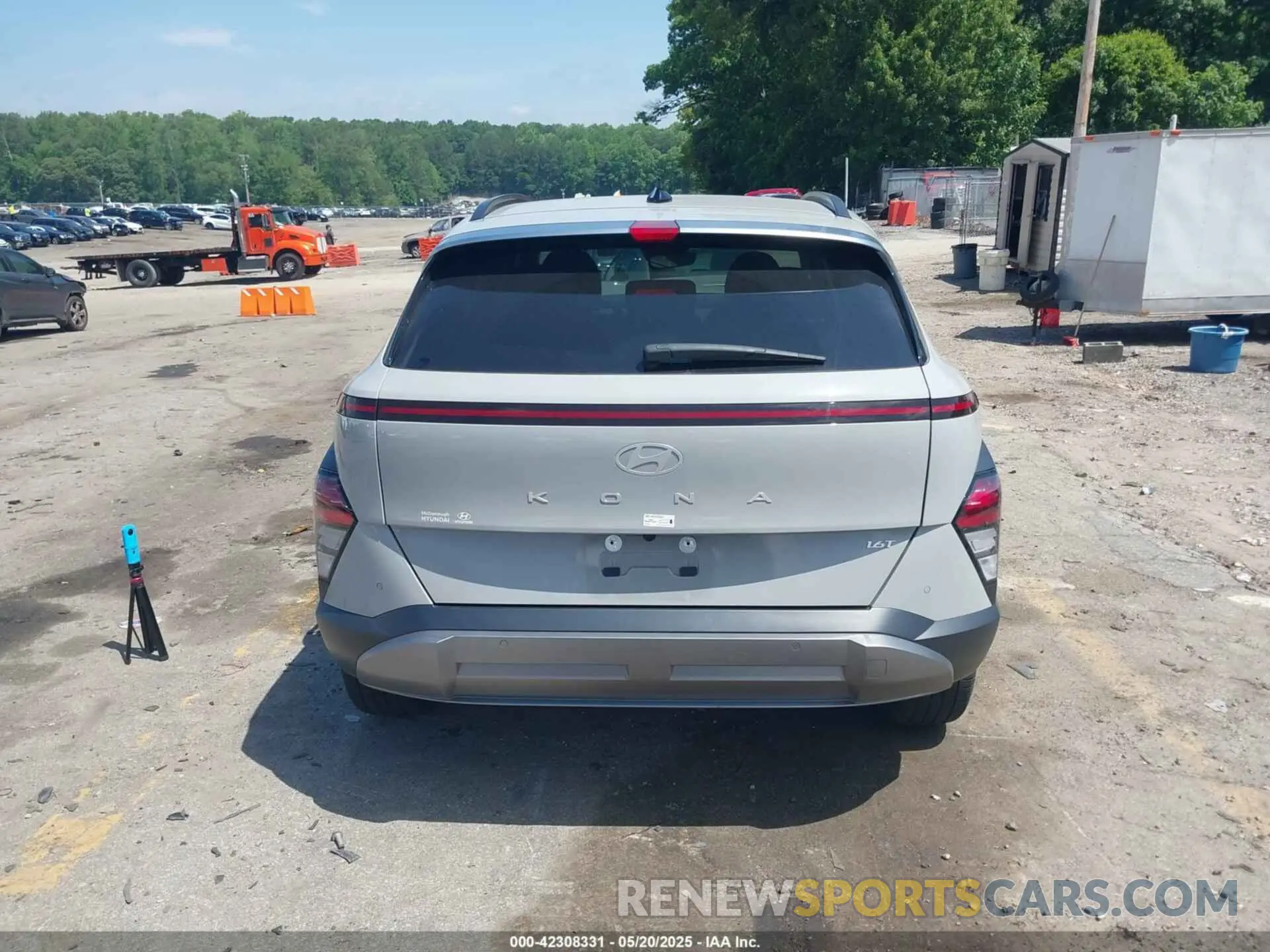 17 Photograph of a damaged car KM8HE3A33RU083715 HYUNDAI KONA 2024