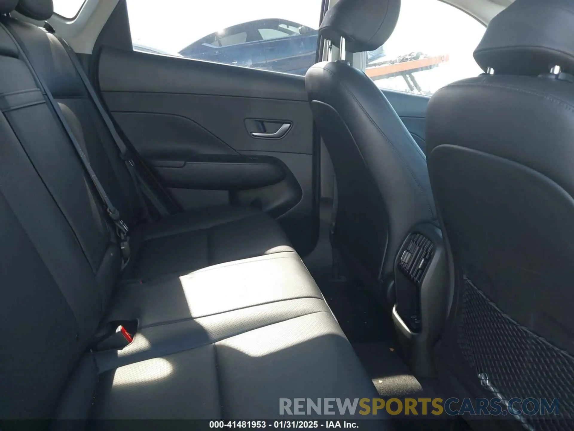 8 Photograph of a damaged car KM8HE3A34RU027329 HYUNDAI KONA 2024