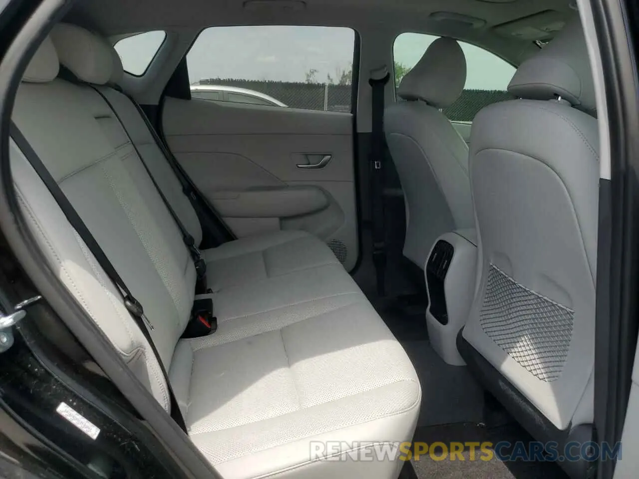 11 Photograph of a damaged car KM8HE3A35RU039103 HYUNDAI KONA 2024