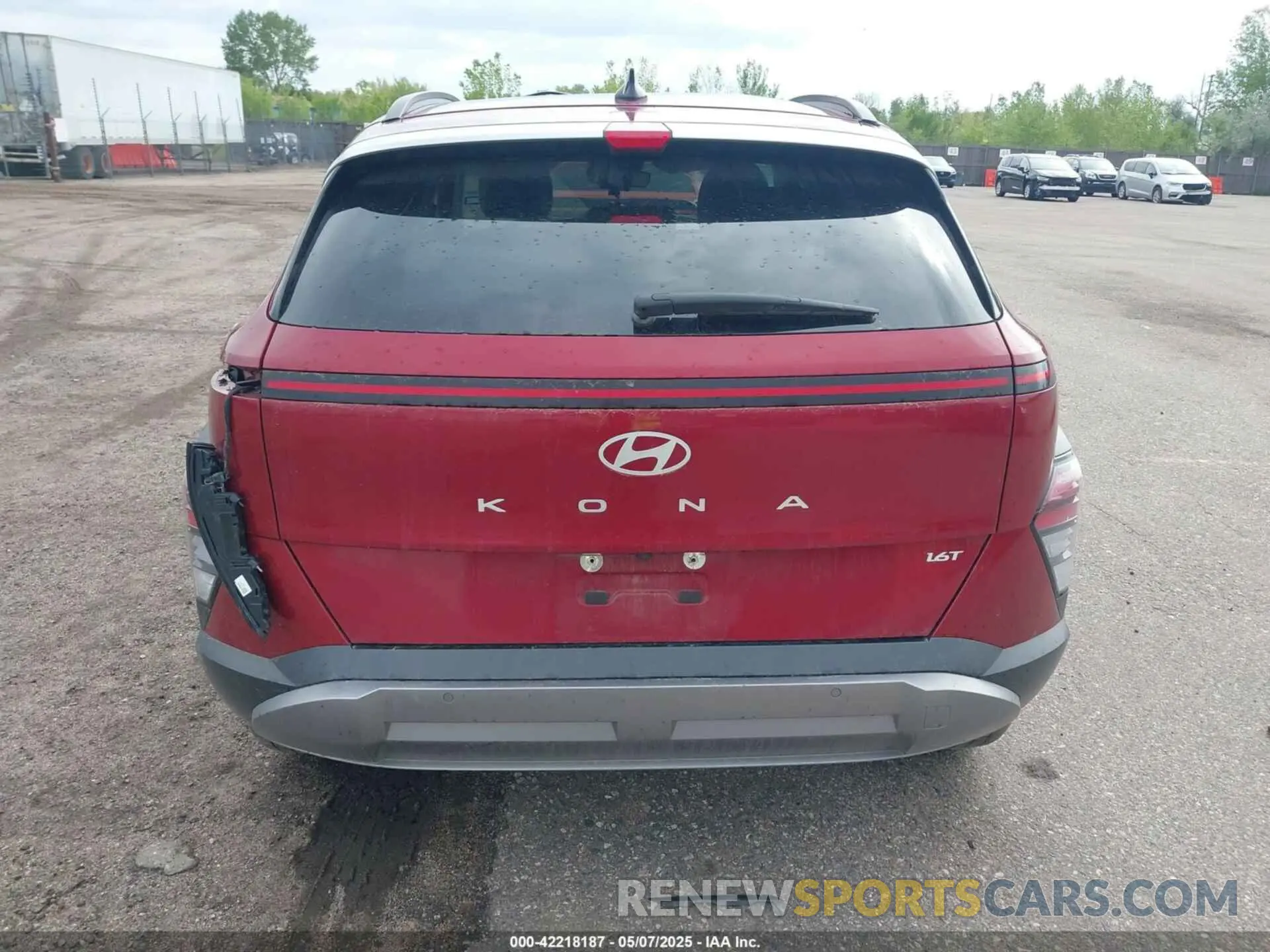 16 Photograph of a damaged car KM8HE3A35RU166224 HYUNDAI KONA 2024