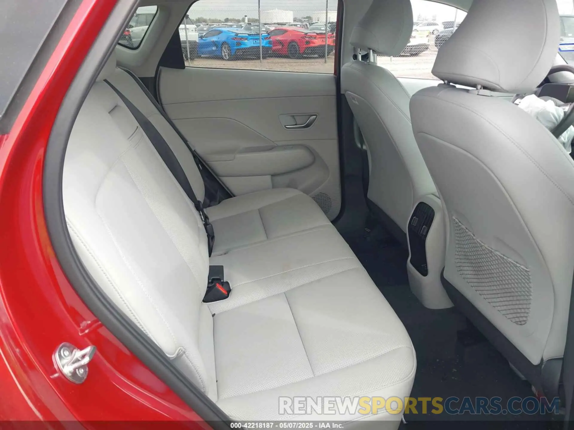 8 Photograph of a damaged car KM8HE3A35RU166224 HYUNDAI KONA 2024